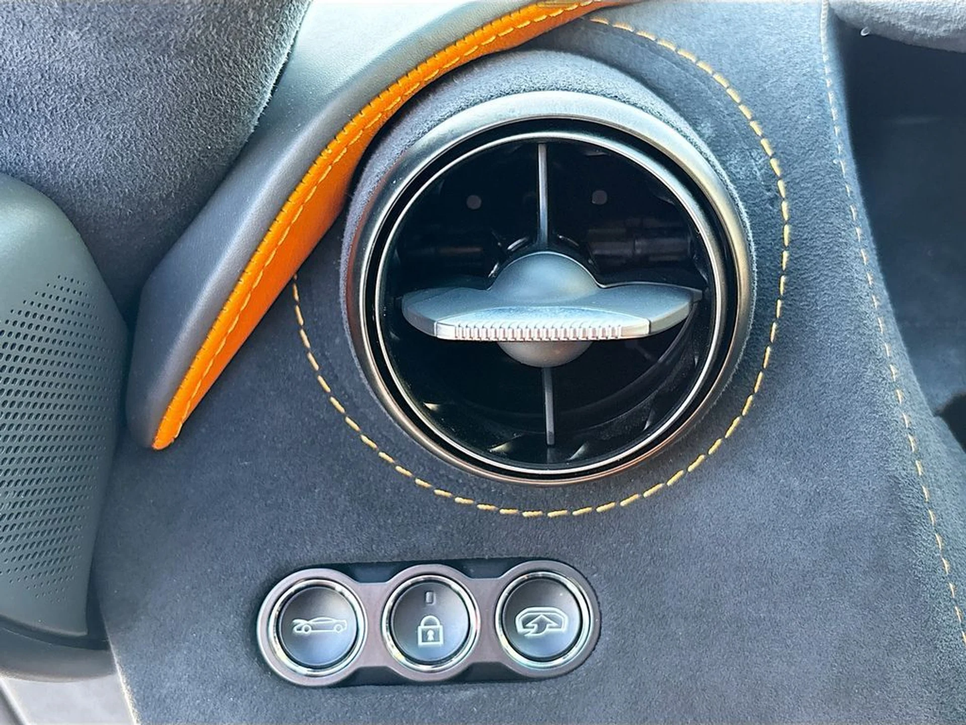 mph022_53347644_d09ec84df5abc6ef5cb0f362ac73ba28_bc67cfe437