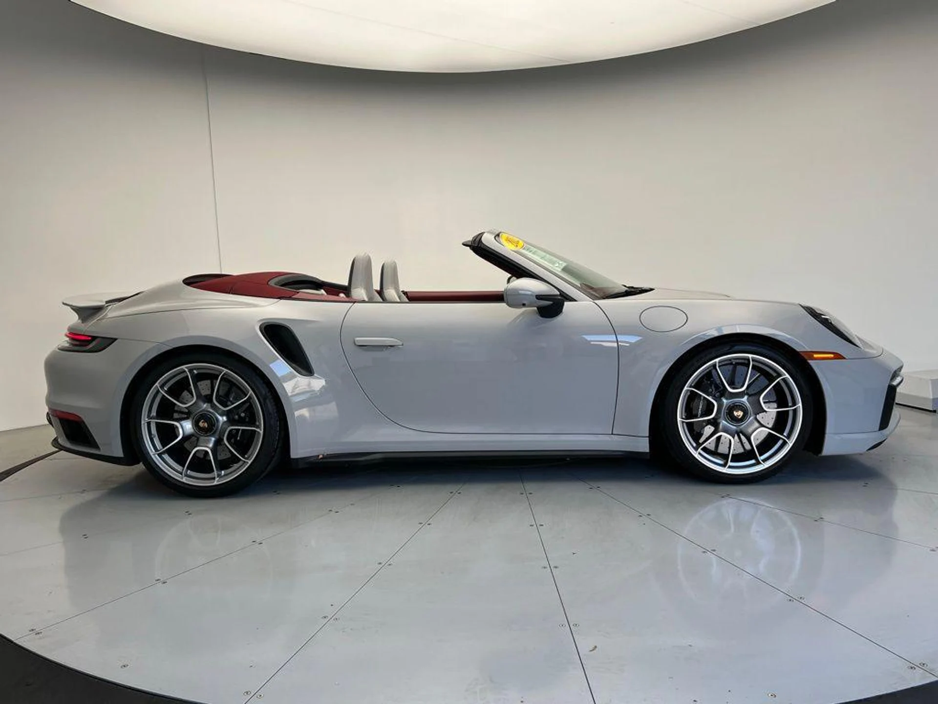 mph022_536148367_Du_On_St_Osnxx7nd_Bf5es_A9_X0e1go_c322a15ea9