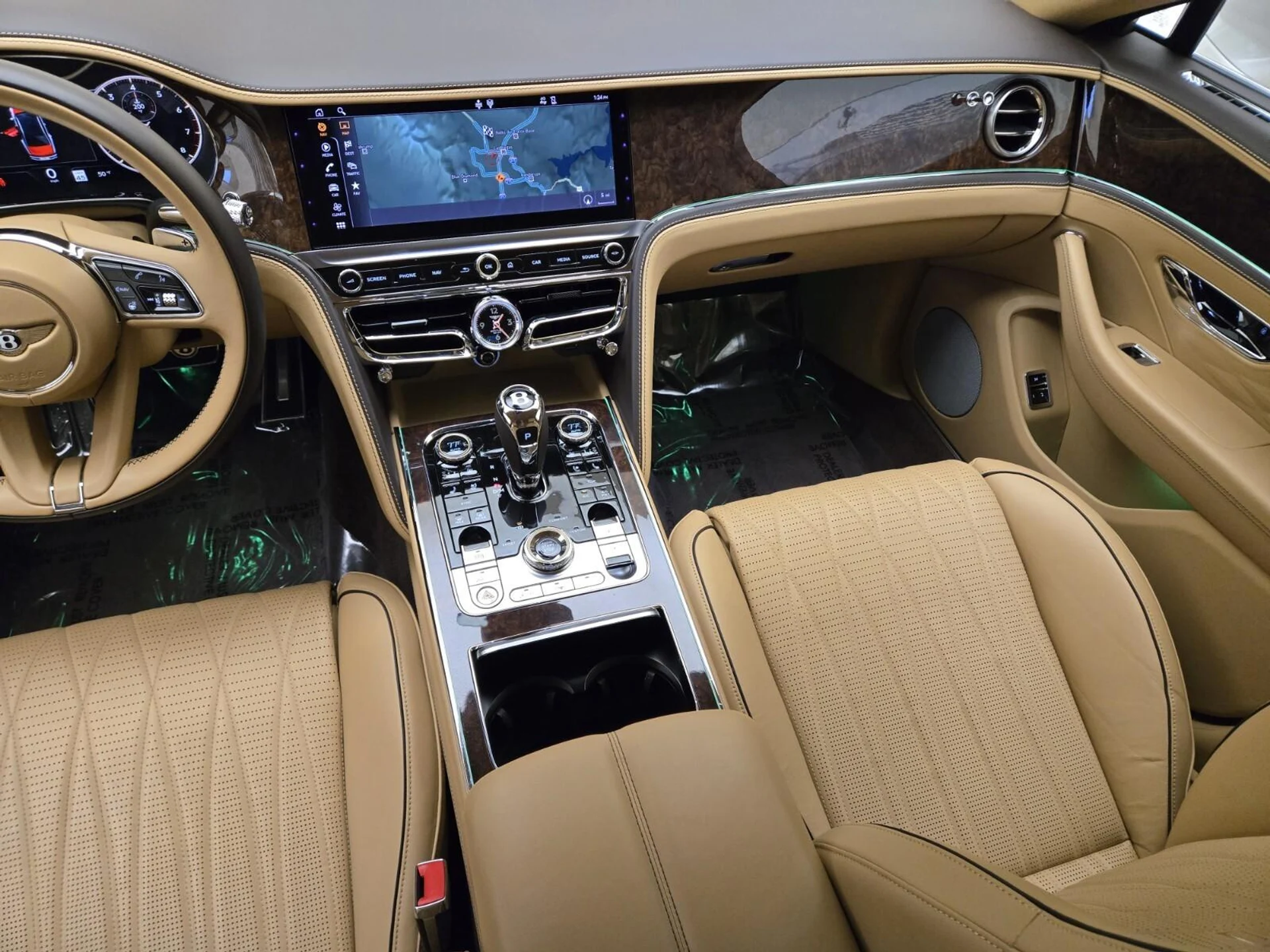 mph022_537622758_Used_2022_Bentley_Flying_Spur_V8_1767077526_4417ef1956