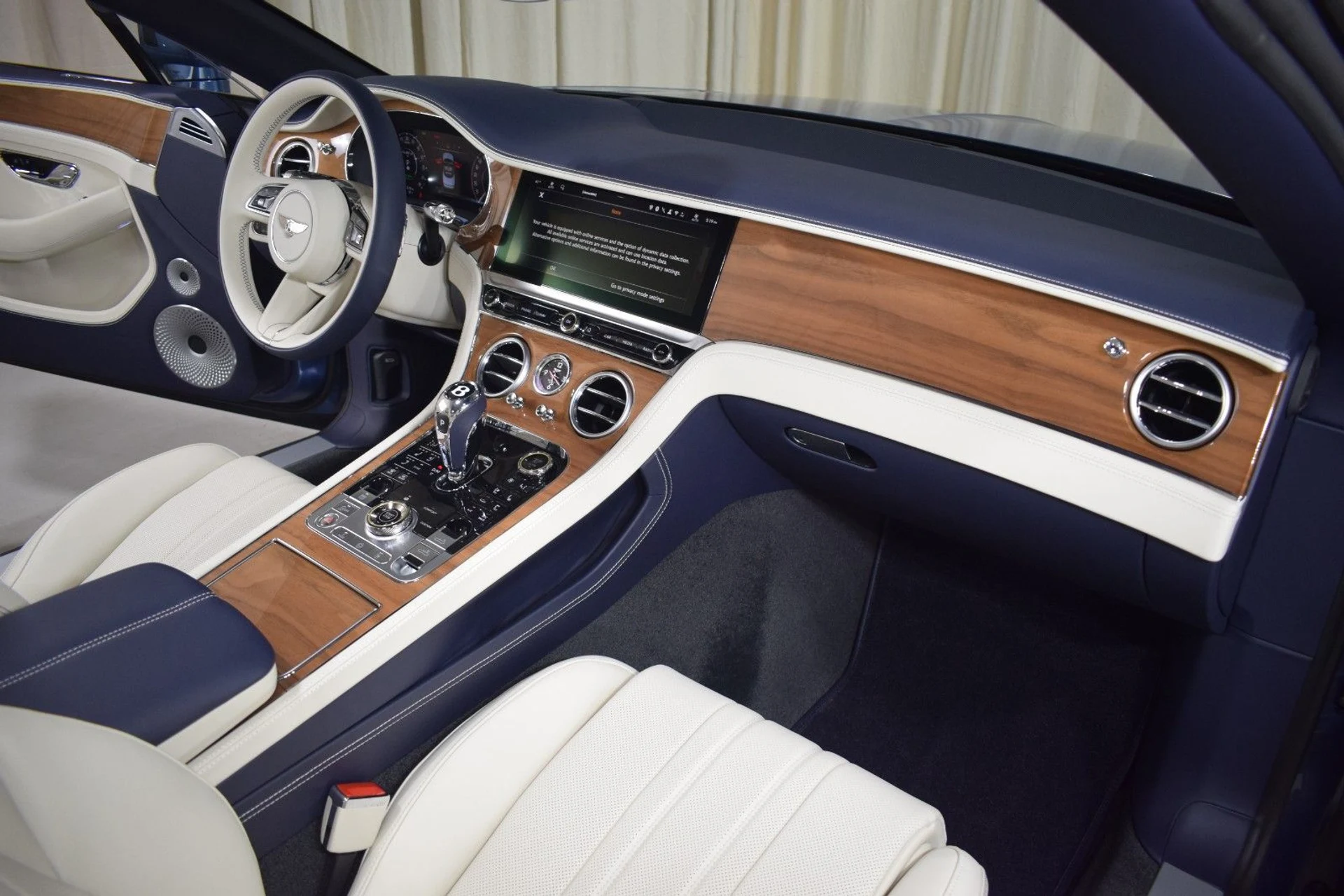 mph022_537999397_5440b72e08571b200b572efa18450466x_0908e7cc4d