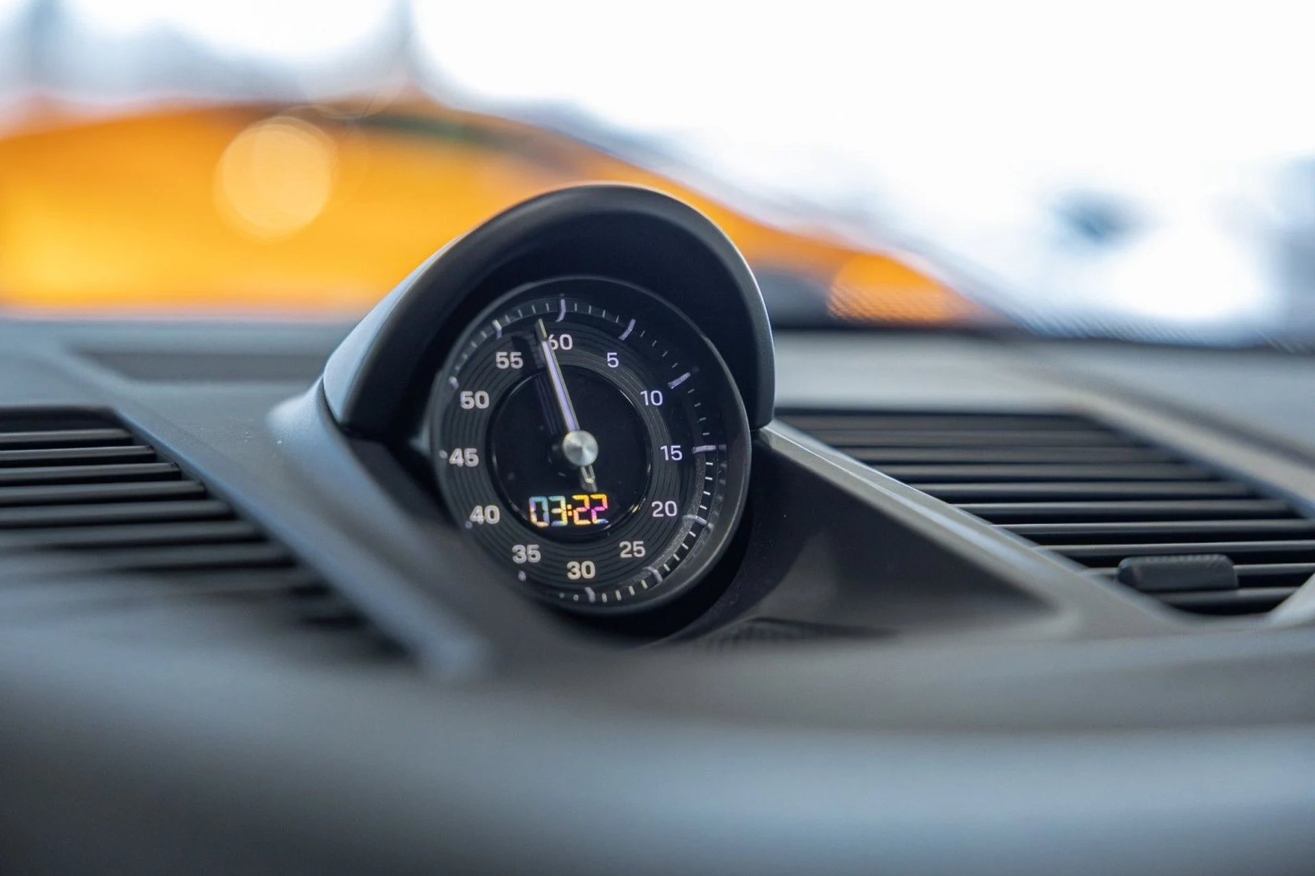 mph022_541887352_0g_203ab01723