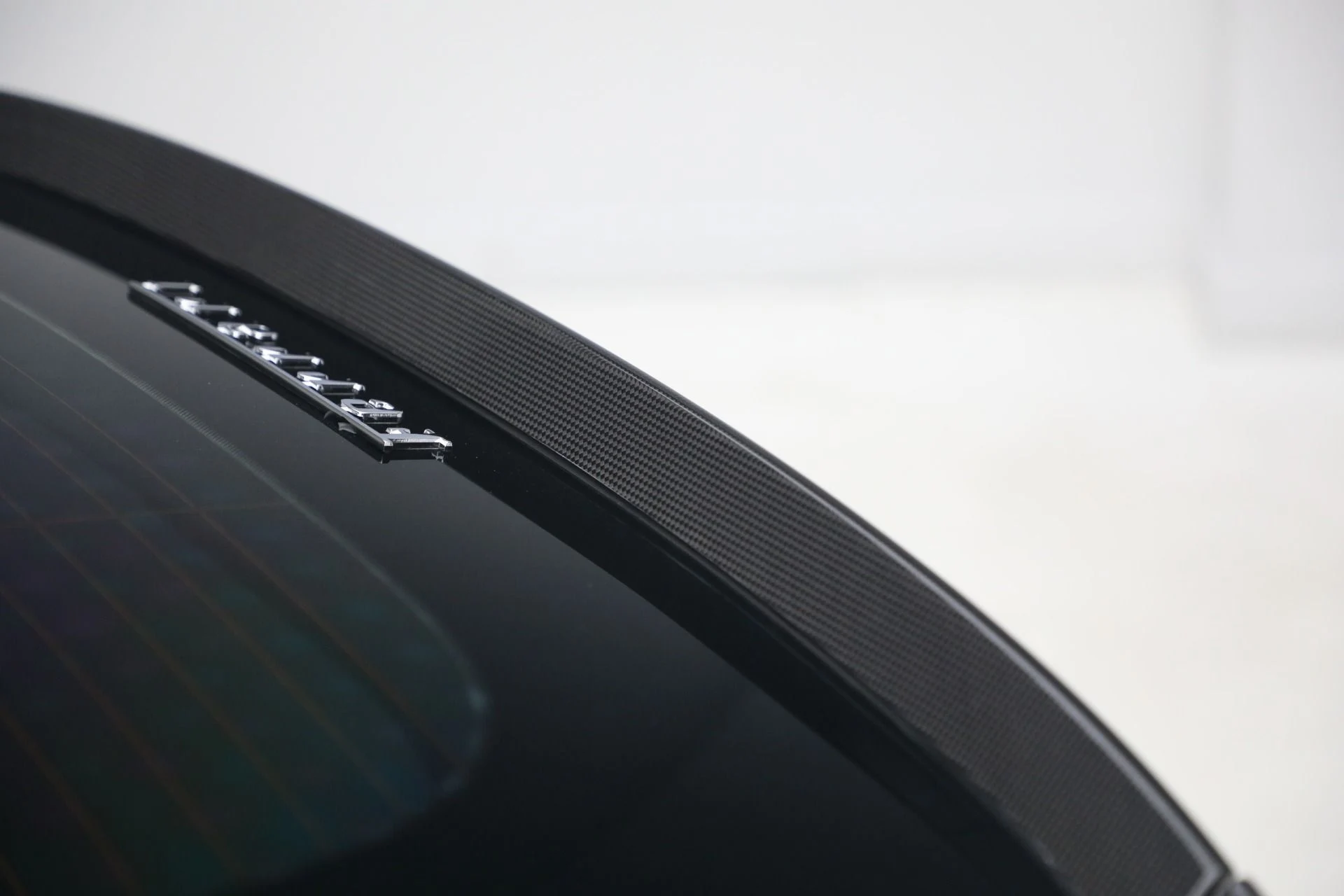 mph022_544019183_Used_2025_Ferrari_12_Cilindri_1771948573_7a79980086