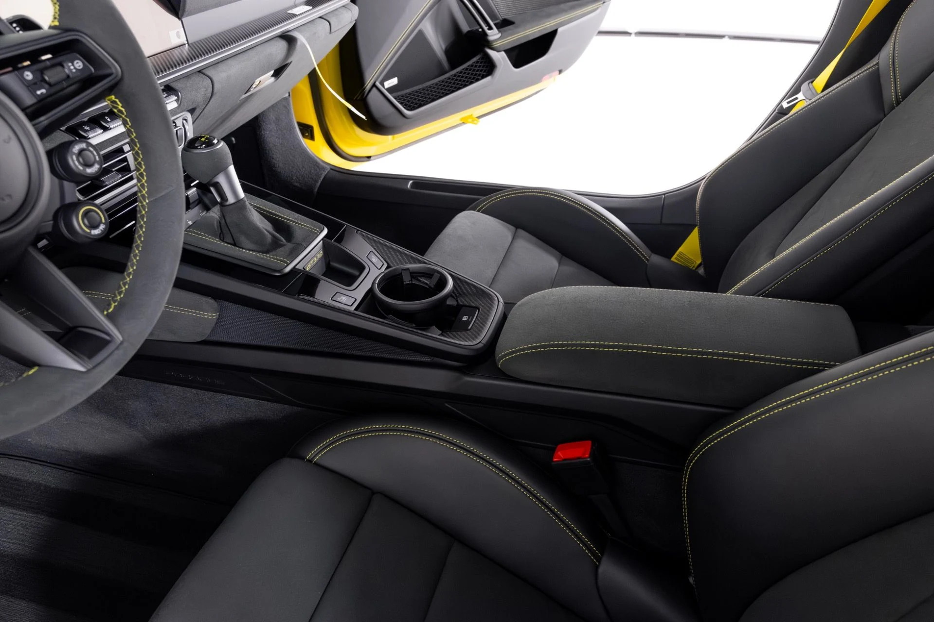 mph022_549653658_Used_2024_Porsche_911_GT_3_RS_1770767532_2691c7e9dc