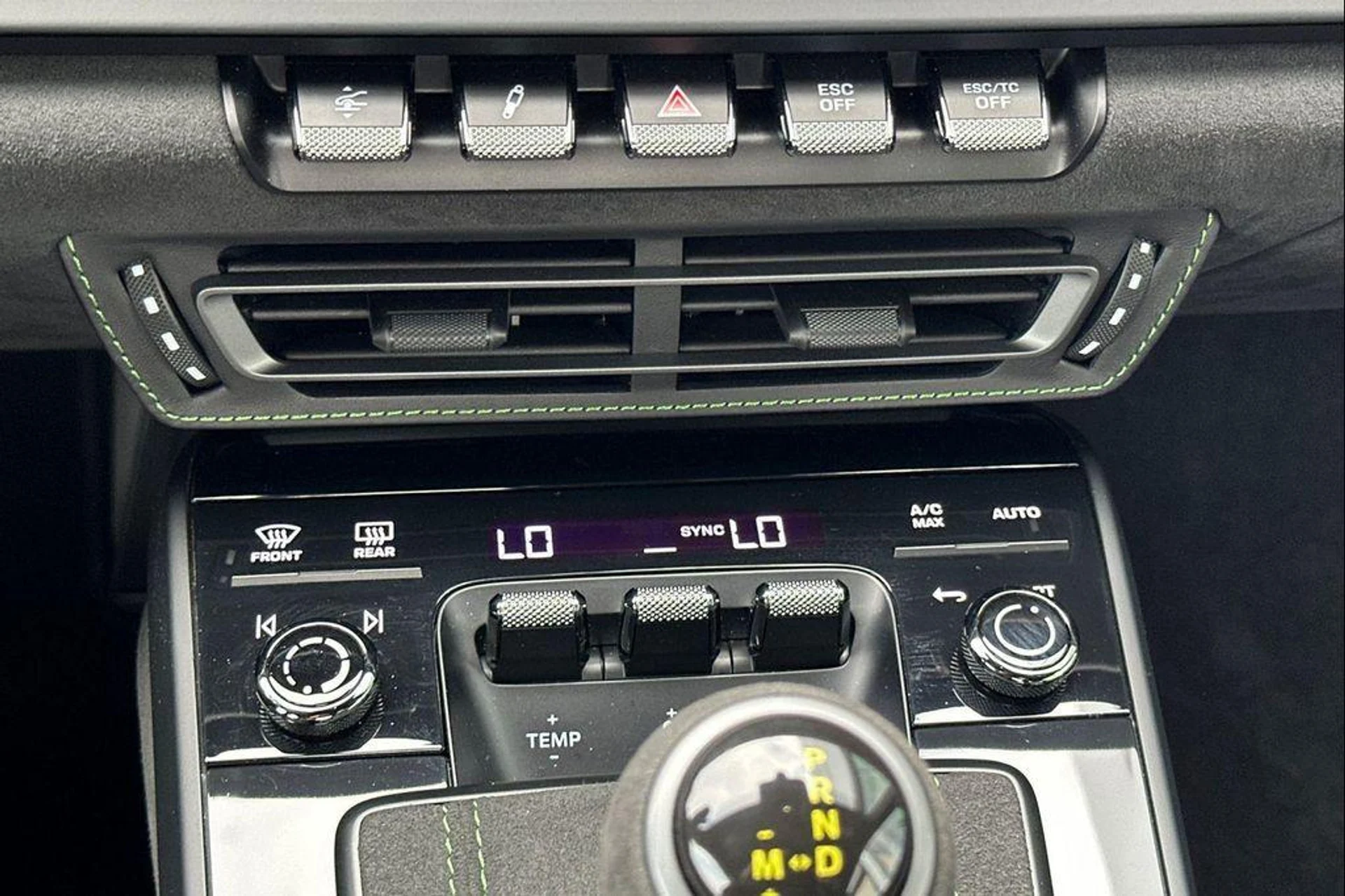 mph022_551104358_d0_Dv8_U9d_HO_Fyl_FV_Ct5_T6_T_So_Gax_A_a1fdba5bdb