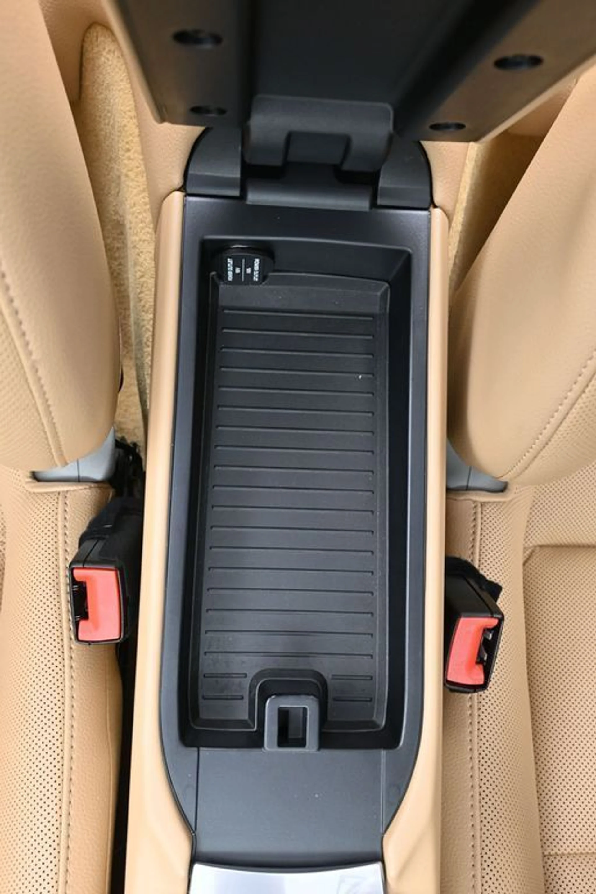 mph022_552811170_46ee7731bef52240a33bc4ef06429677x_ed4fd4684a