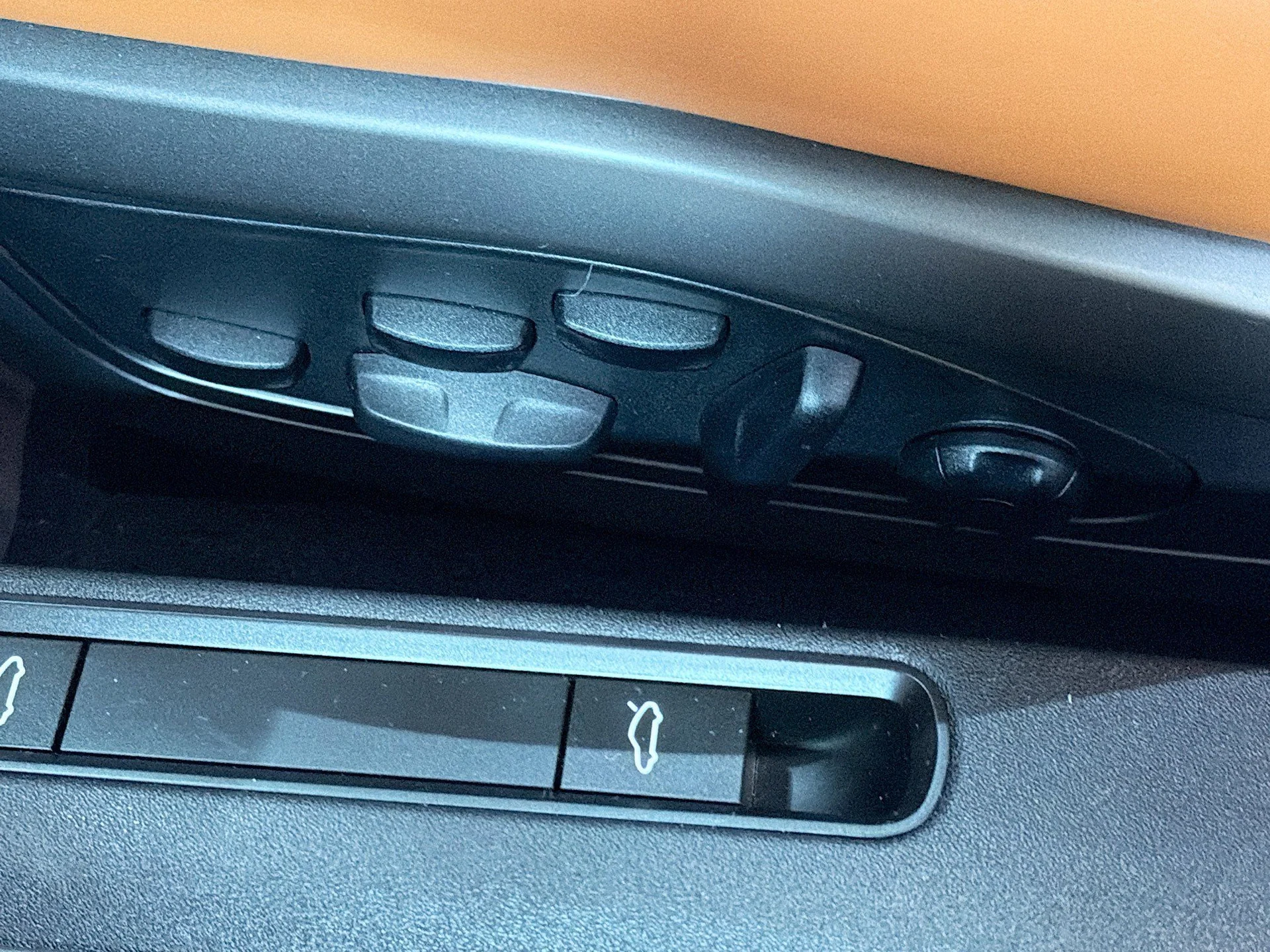 mph022_554825264_f5efee2f4db3dddf7001d741b83808a7_e180583e11