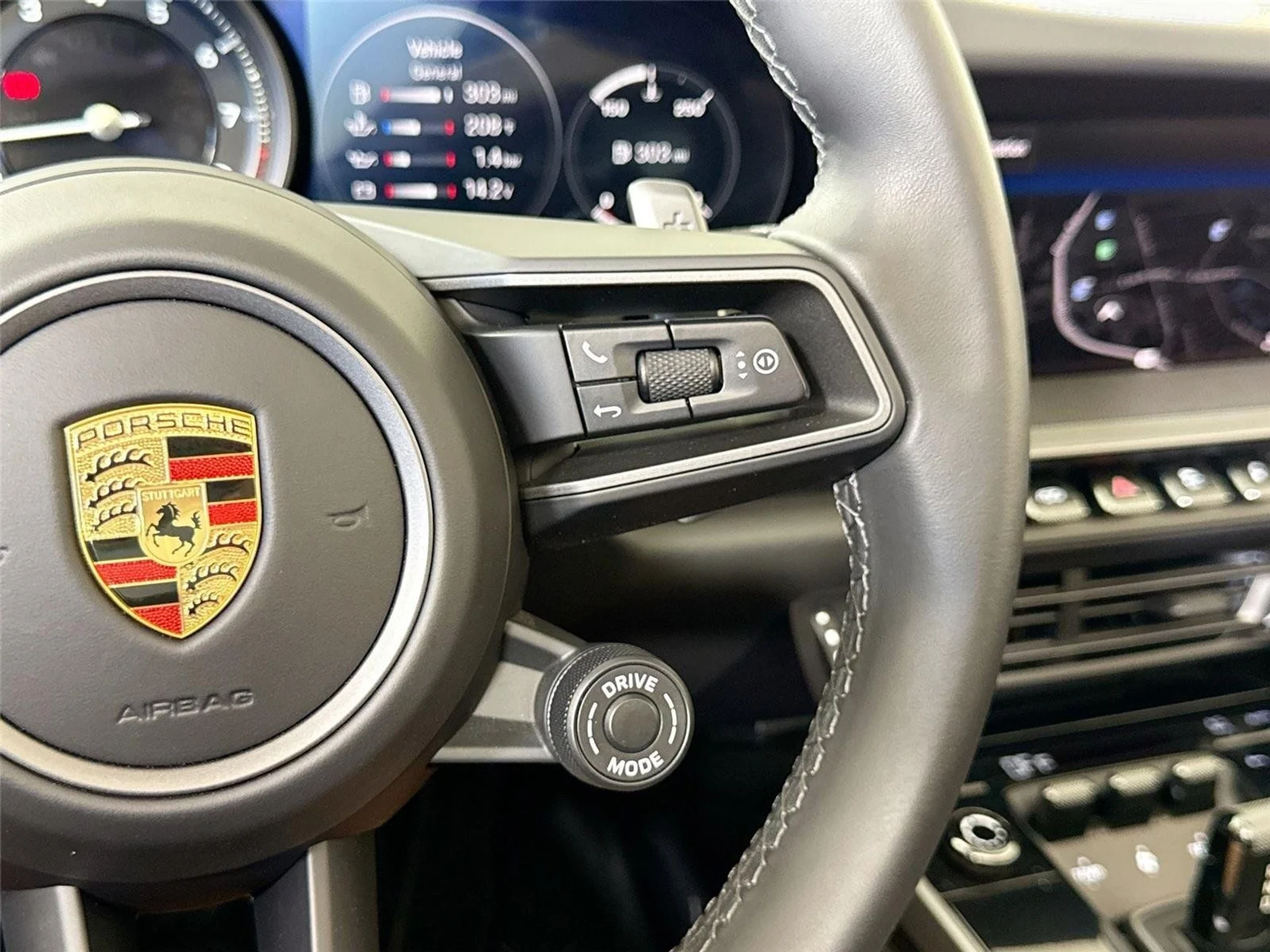 mph022_557294757_008226b0bf7079349dcd2d0d5031255b_f39bfdceb4