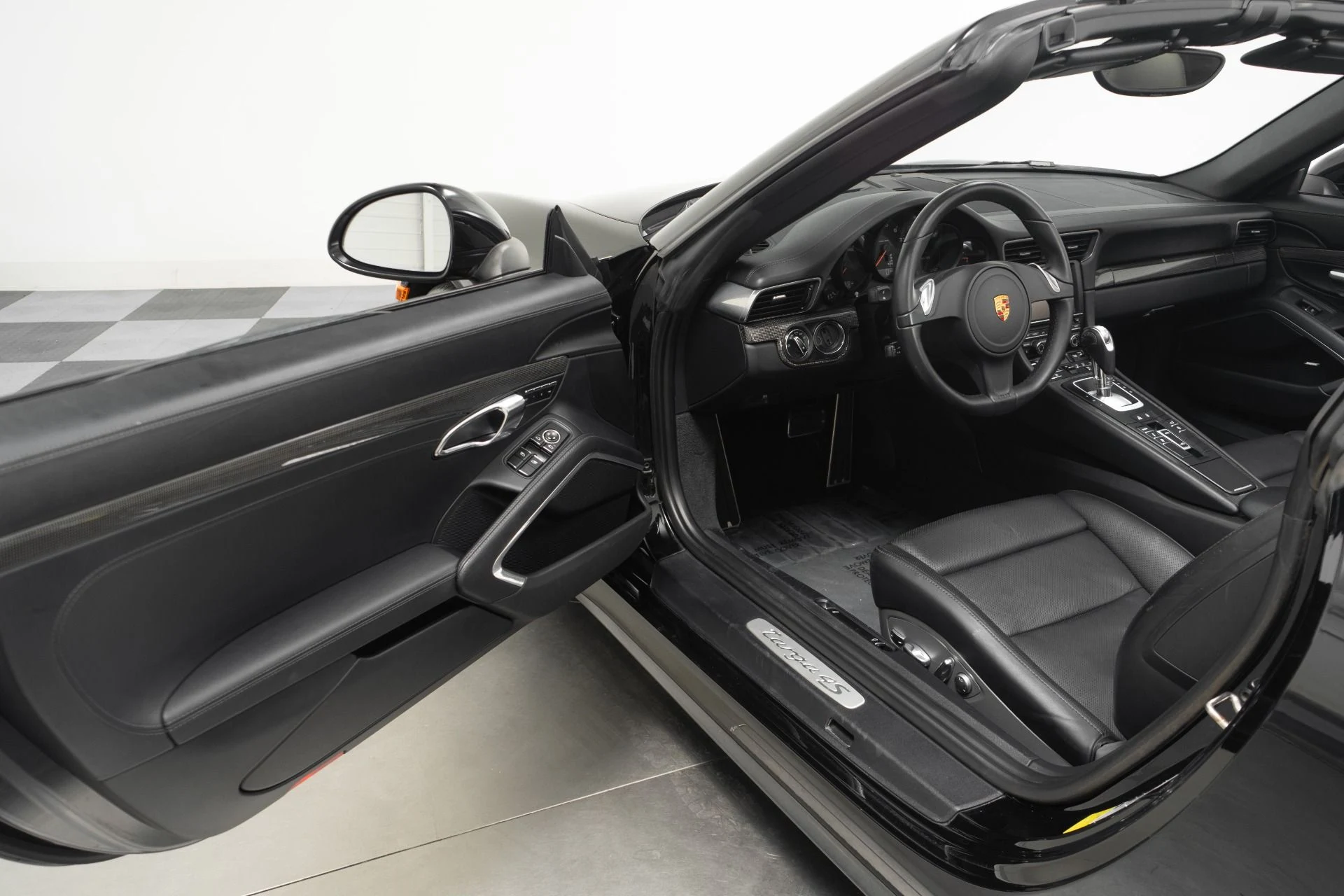 mph022_558066735_Used_2016_Porsche_911_Targa_4_S_Premium_Package_Heated_and_Ventilated_Seats_1784745982_1851532351