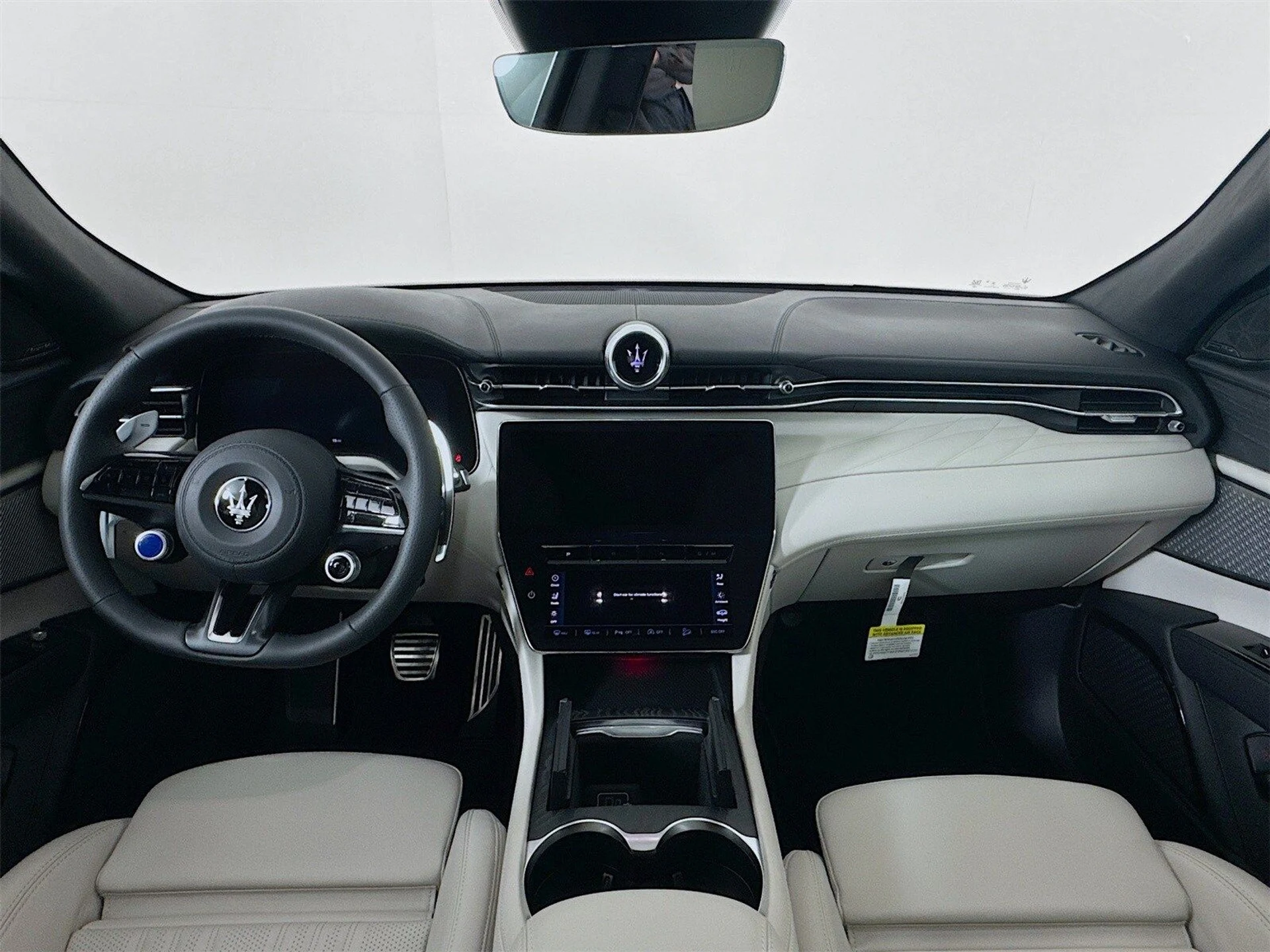 mph022_565300210_822f9c2c266bf1236f8b1a234bf0ff76x_cfa5e826a3