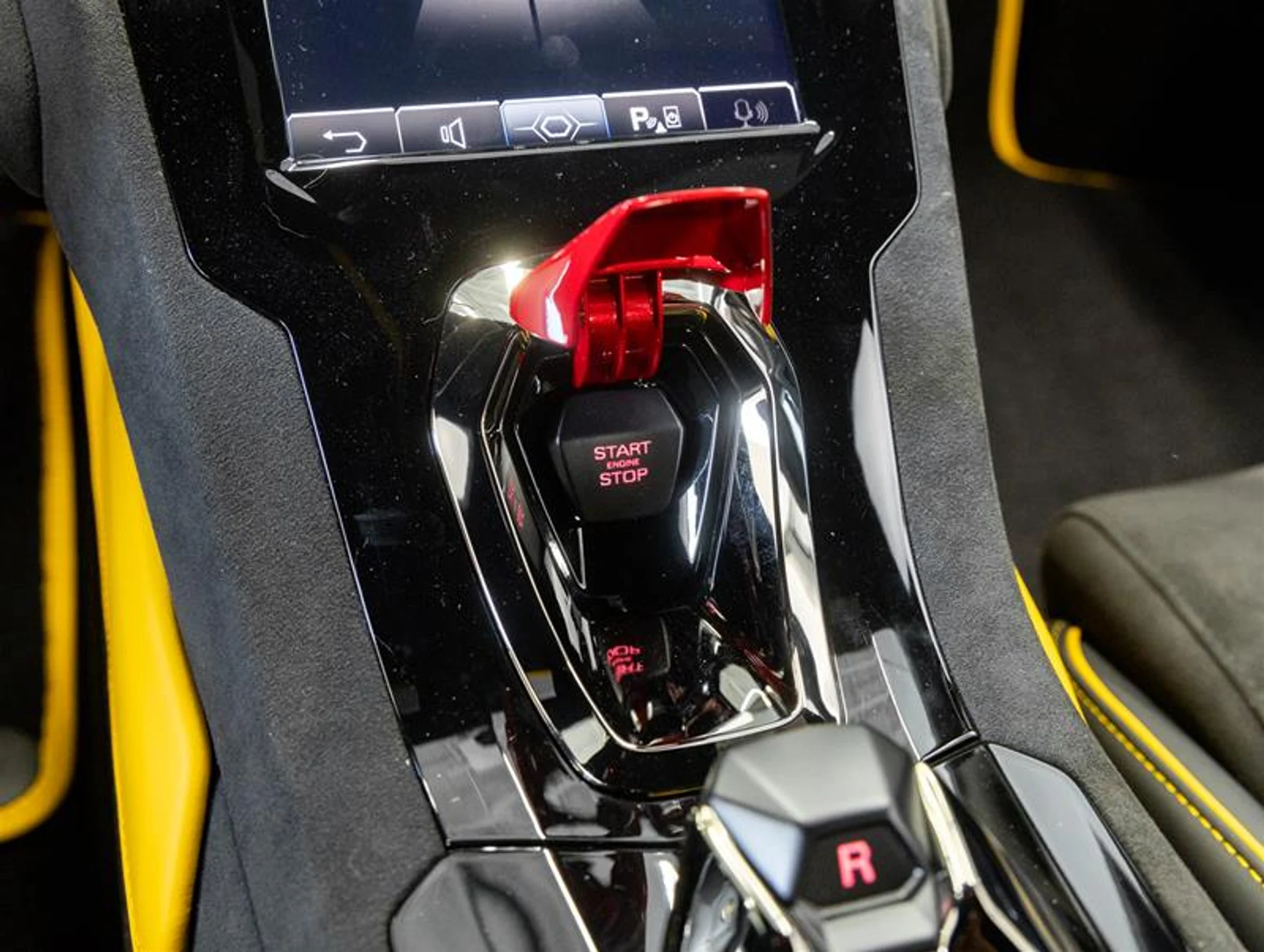 mph022_56544916_11941252_1645412572_7a805ff652