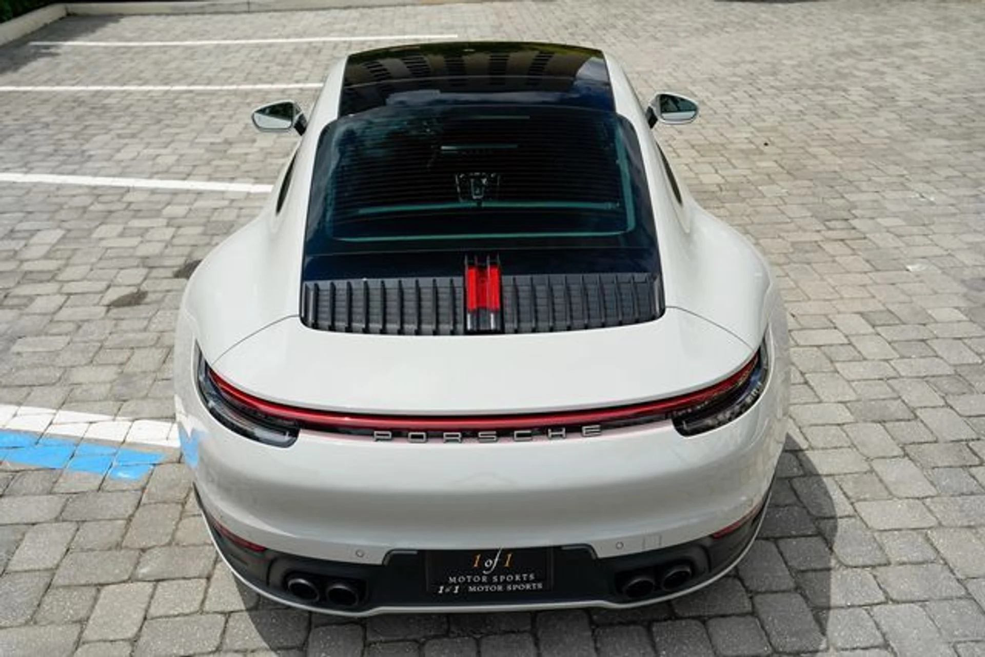 mph022_565974806_23009074_23_74ce835c95