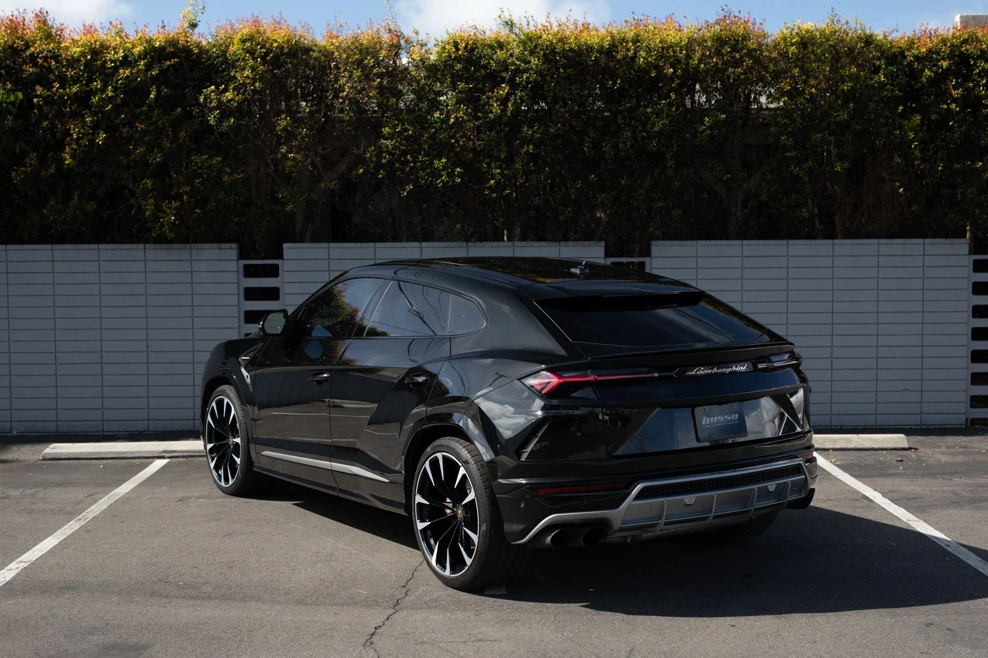 mph022_566933072_Used_2020_Lamborghini_Urus_1739815968_2261478b78