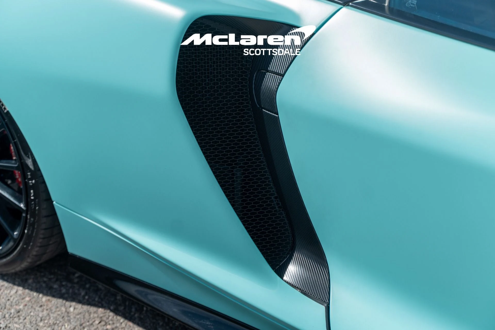 mph022_570058924_Used_2022_MCLAREN_GT_PIONEER_DESIGN_1773030468_9eaed1ce33