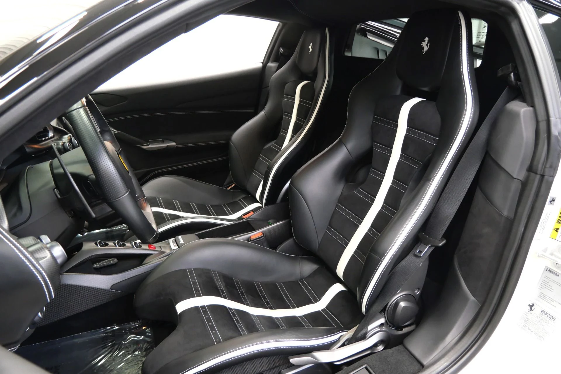 mph022_577755685_Used_2018_Ferrari_488_GTB_1755116927_404d1997b3