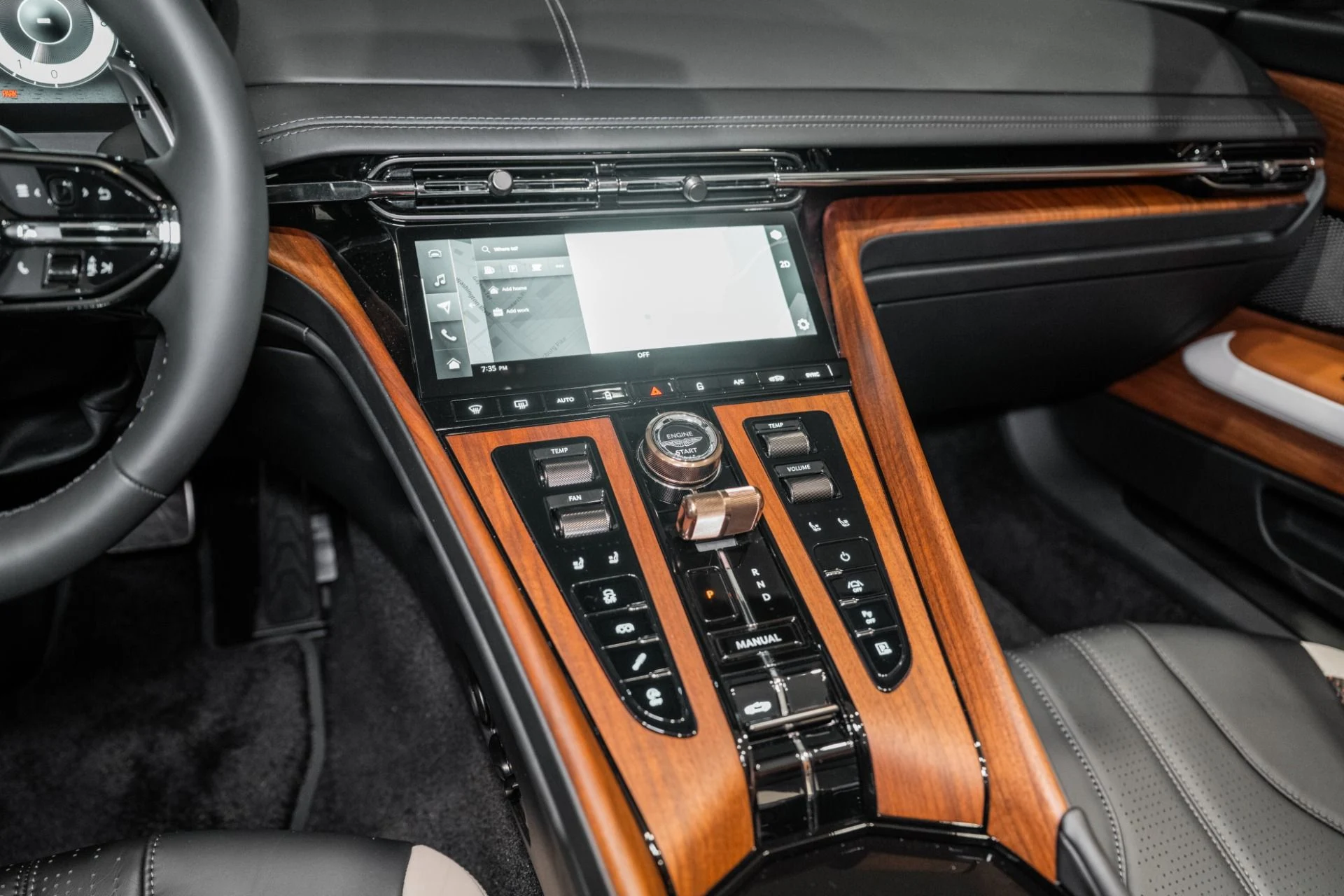 mph022_580587687_New_2026_Aston_Martin_DB_12_Volante_1772211091_fa982c1816