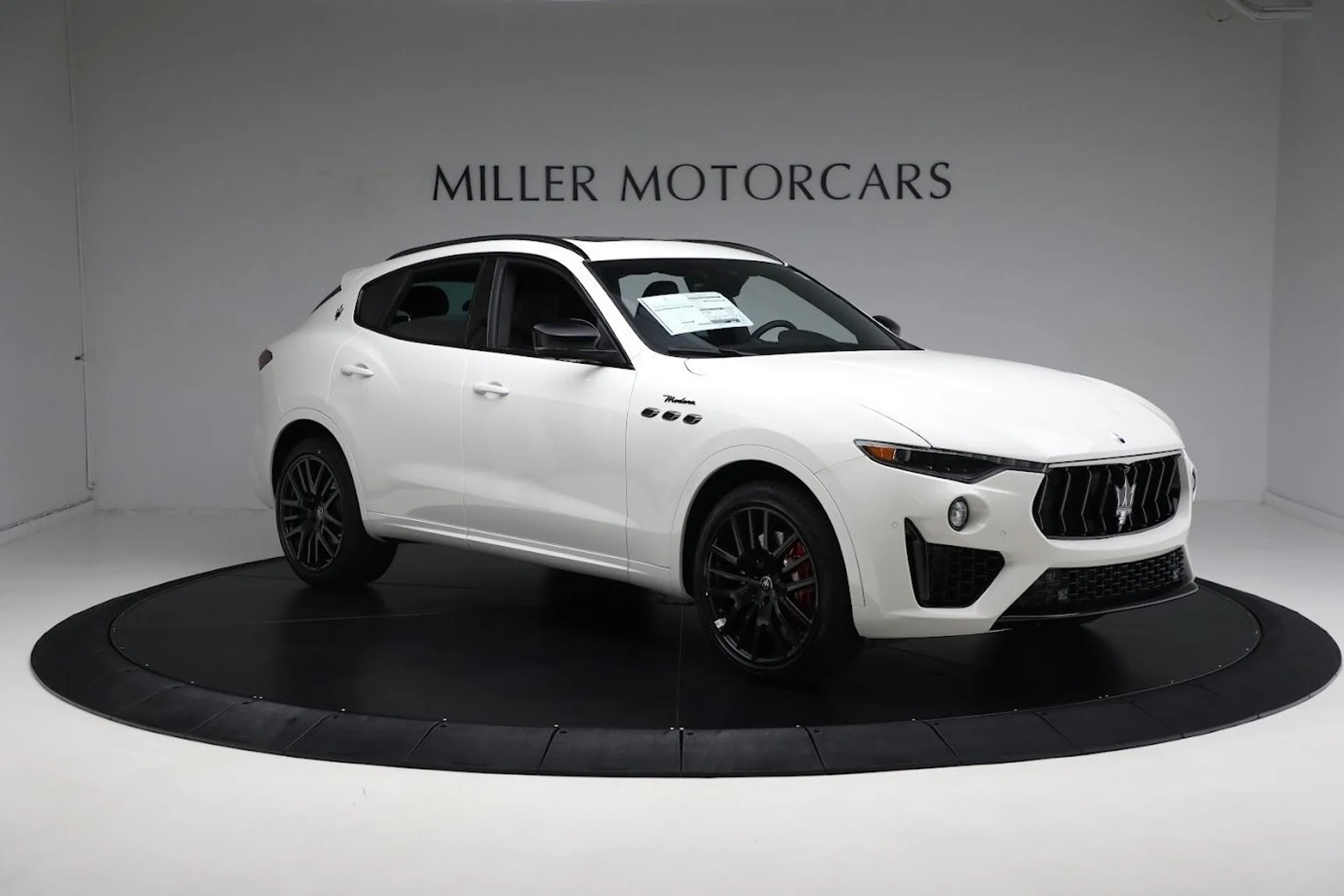 mph022_581708447_New_2024_Maserati_Levante_Modena_Ultima_736f2c6013