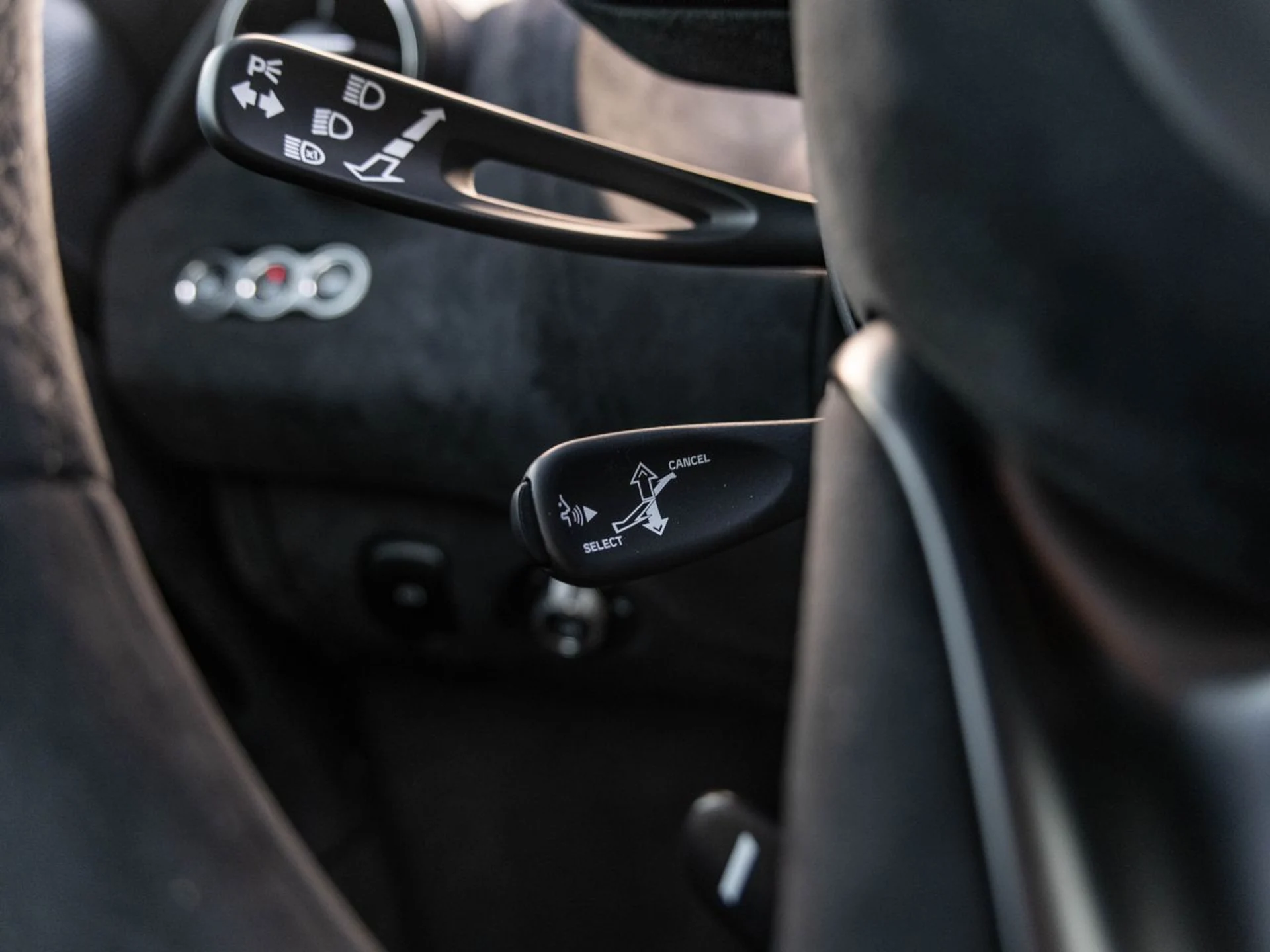 mph022_583829601_3ce8d0503c61a2c856476a6e0c0bc070x_bbae2294ad