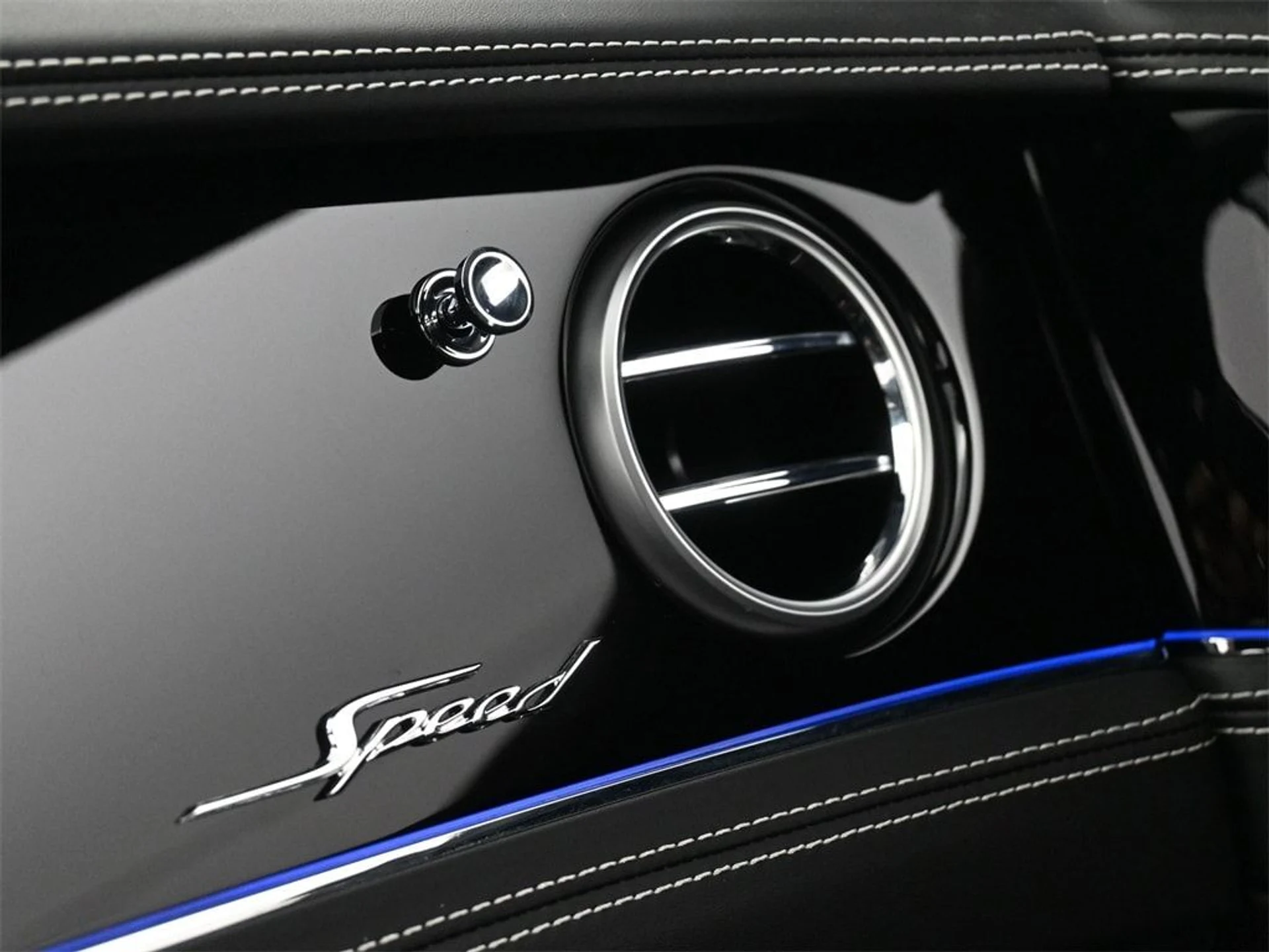 mph022_59129589_2d2bdcdbc5ad73558d5d4c68ee8a1158x_40568c6160