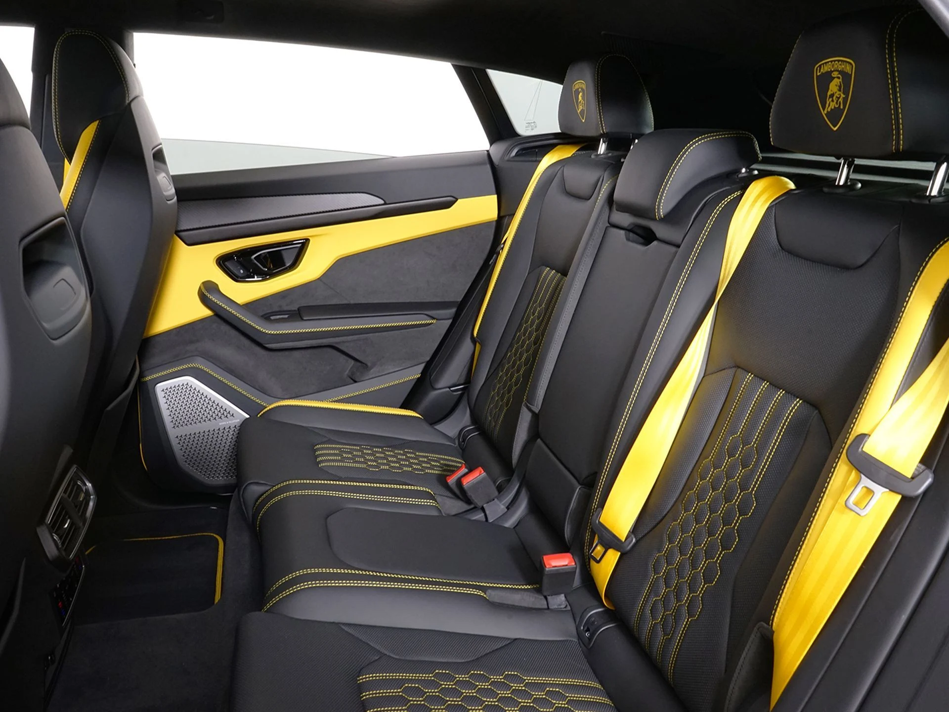 mph022_595640242_bb6d51d849930bcf95eb943a93d72027x_c25d7f22de