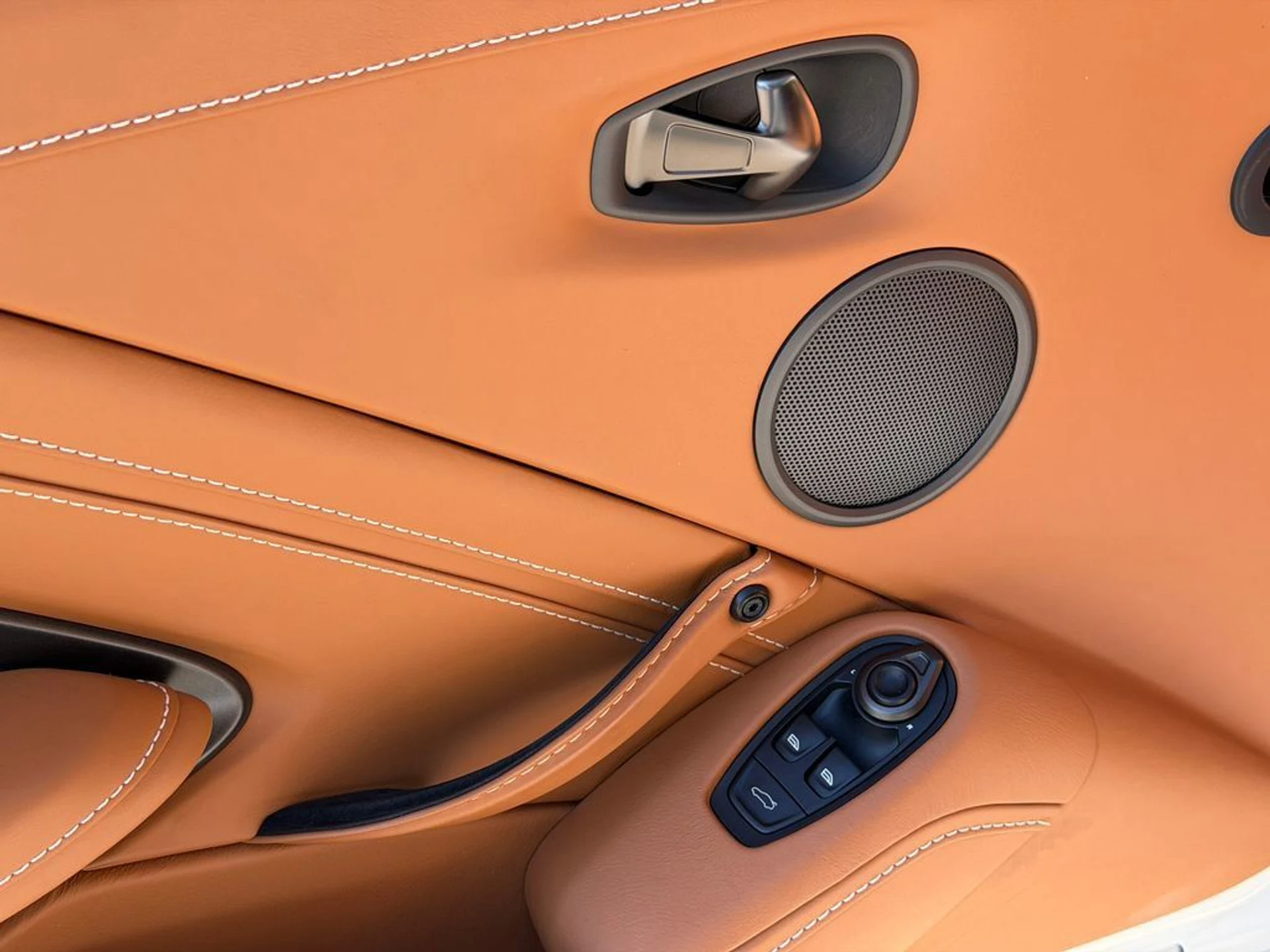 mph022_601017644_c5a201e8a2904287885e67cb6b67eef5_24f301fc20