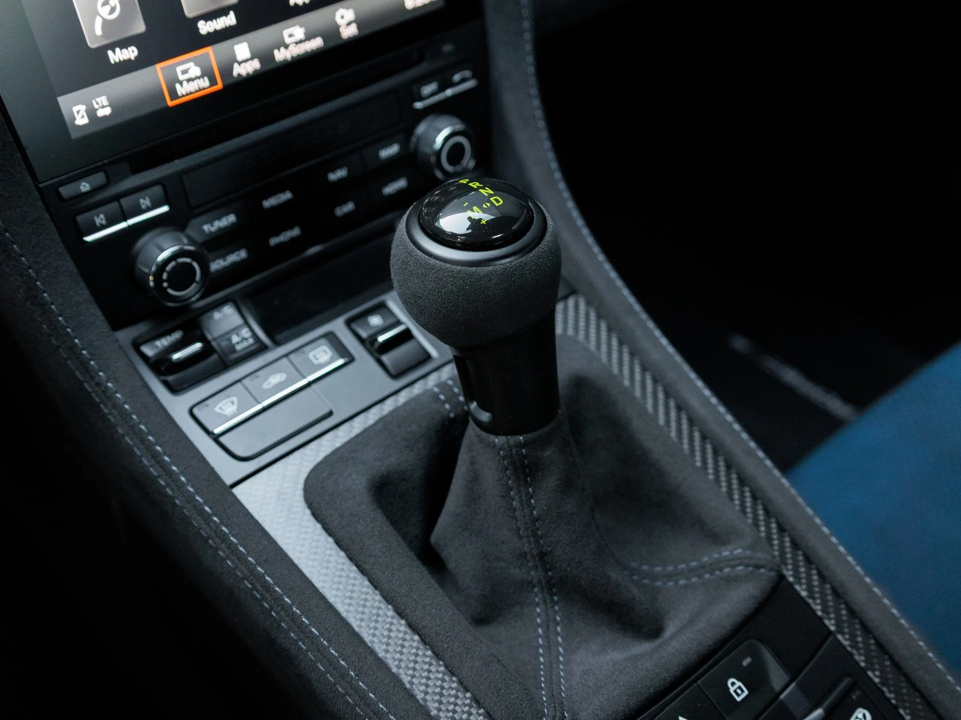 mph022_60534432_23_fc32363179