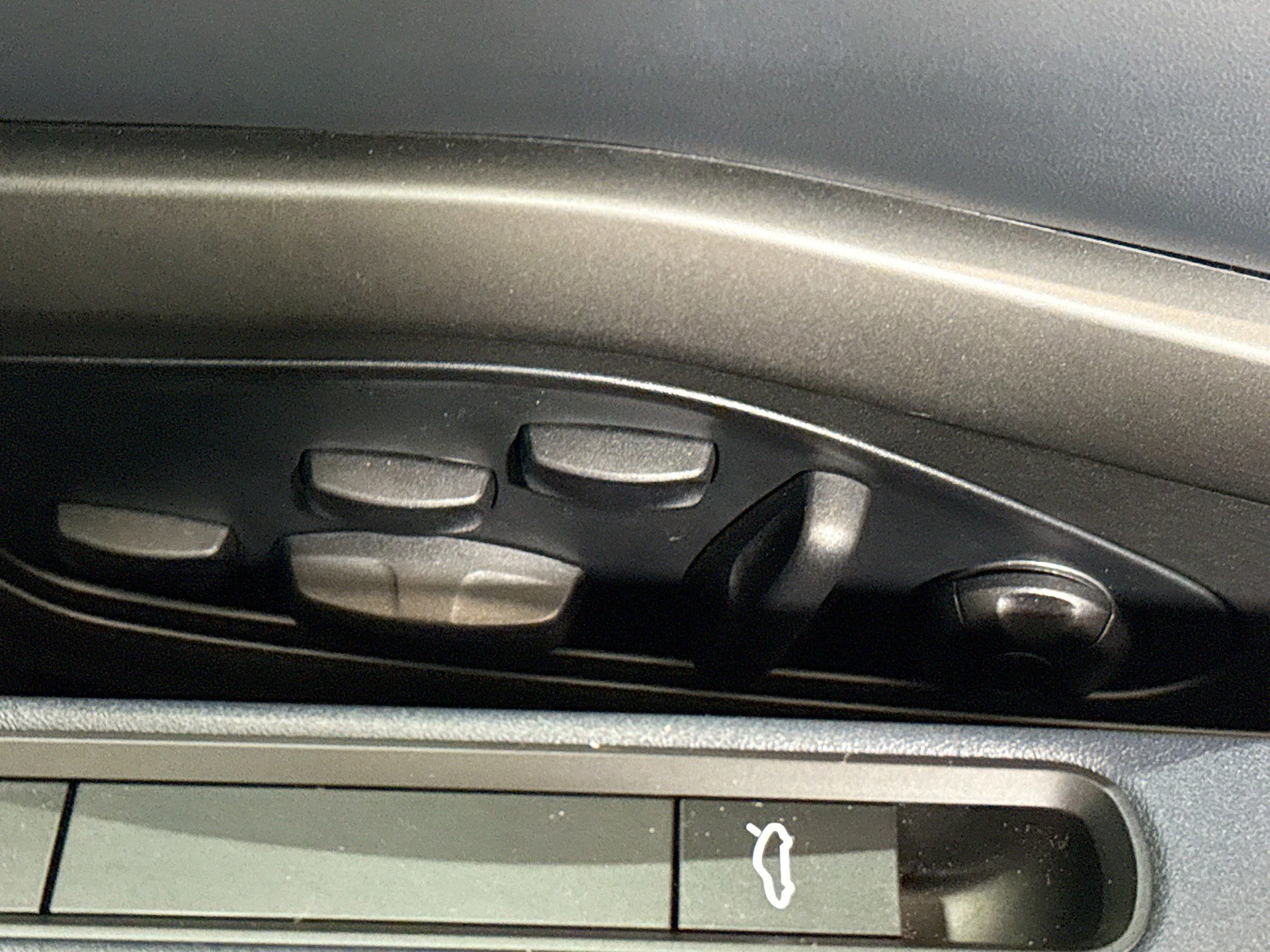 mph022_614078526_49fc4fda097cab3f6541b3595a465593_110434481e