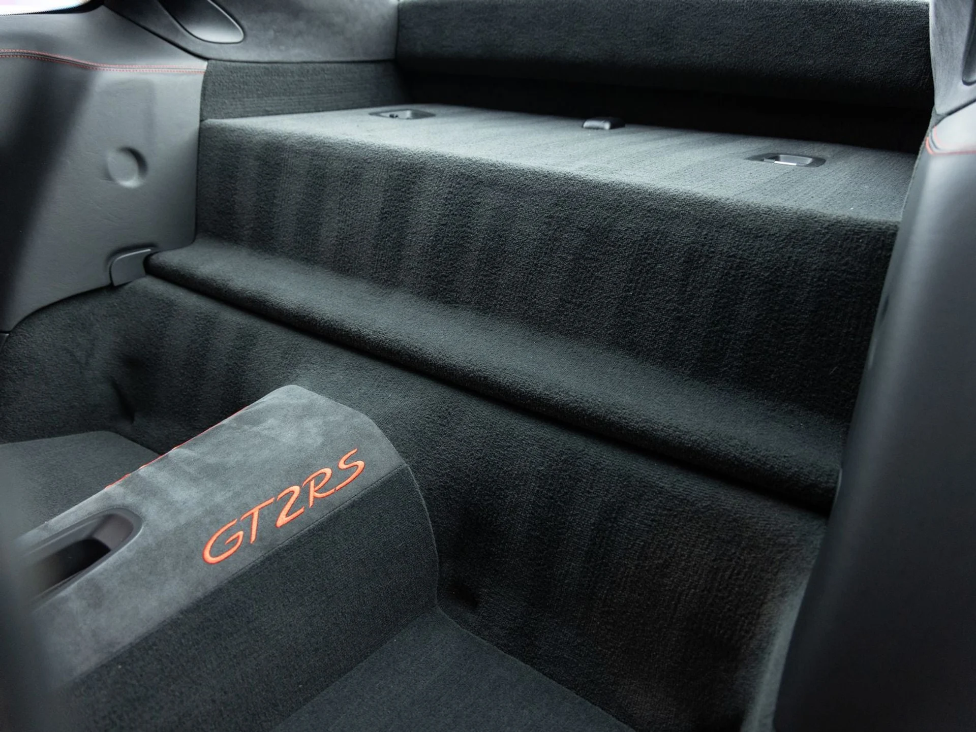 mph022_614451672_23_2adb7d94af