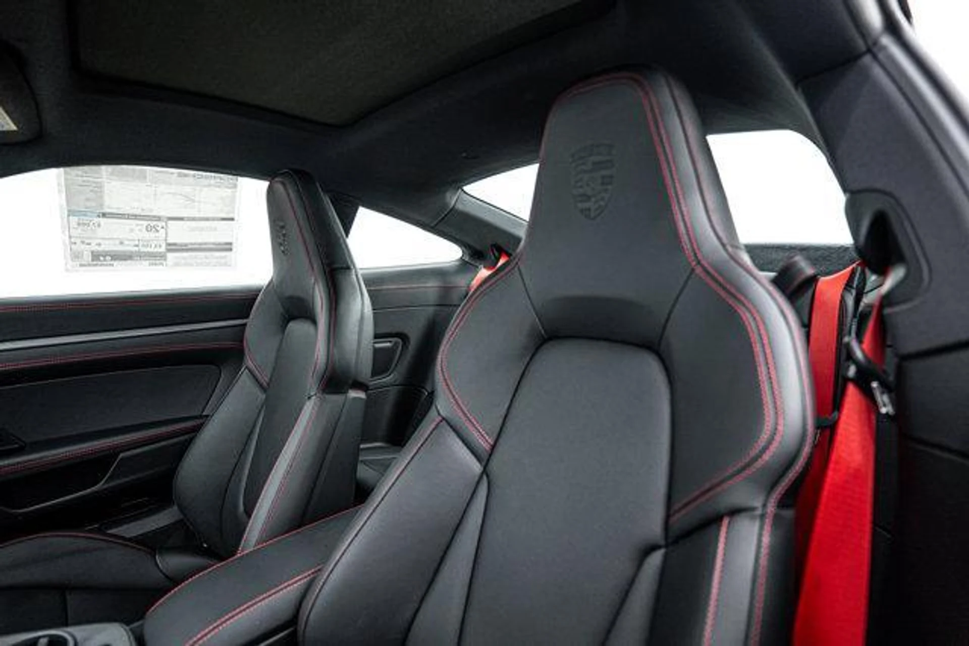 mph022_622821999_Z_Lq_Yq_F_Bs_ATY_fk_Aj_Me8q_L_Yv4oi_Y_8cfc976031