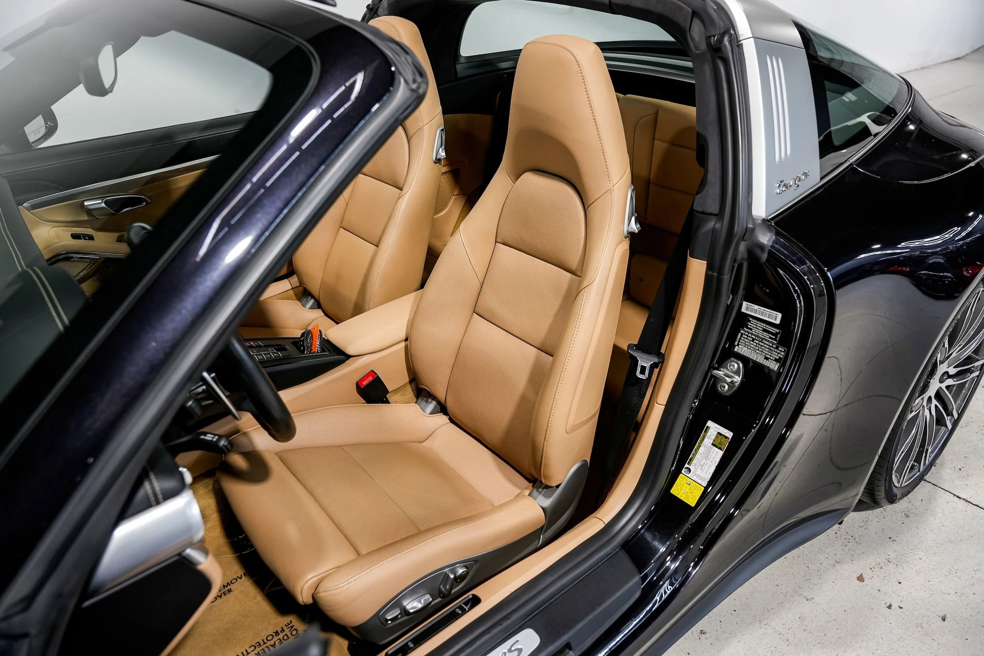 mph022_624726310_3581b9d3c67fafae4bd3897e4f1bd3bdx_ba5c63b868