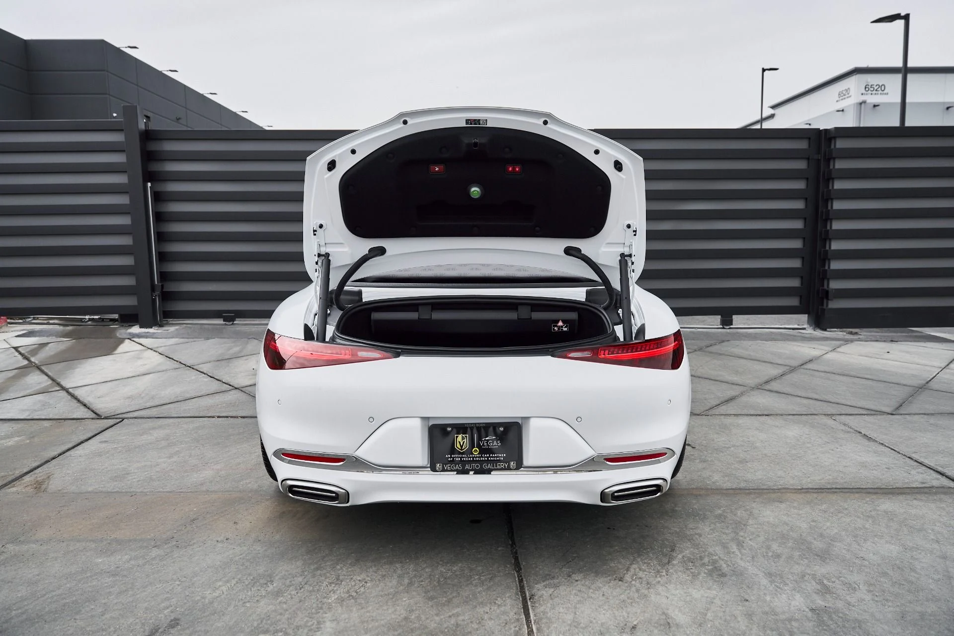 mph022_625844905_Used_2026_Mercedes_Benz_SL_Class_Maybach_SL_680_1767218087_8f1c2a40ea