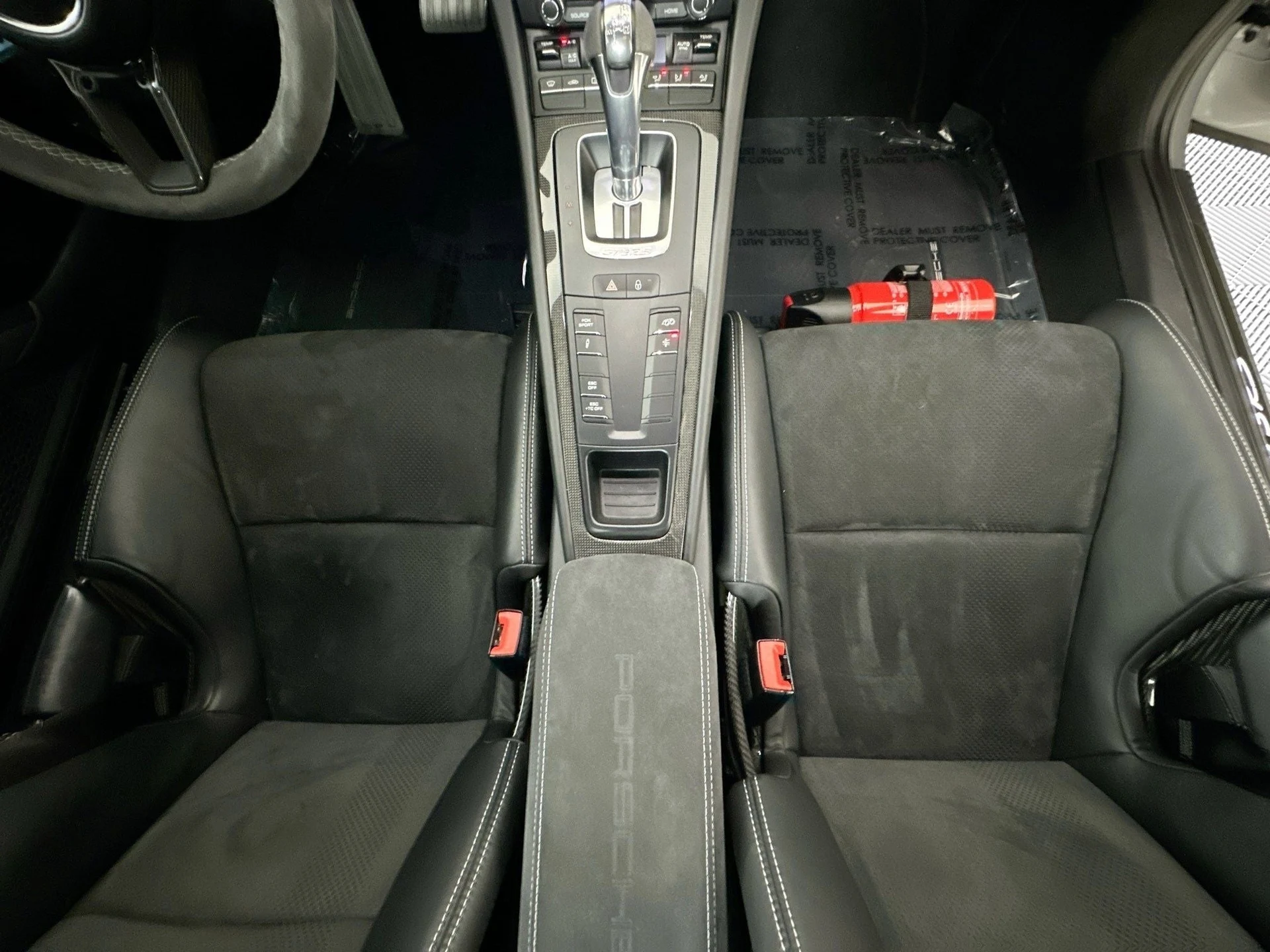 mph022_638015999_23_febb0c2b42