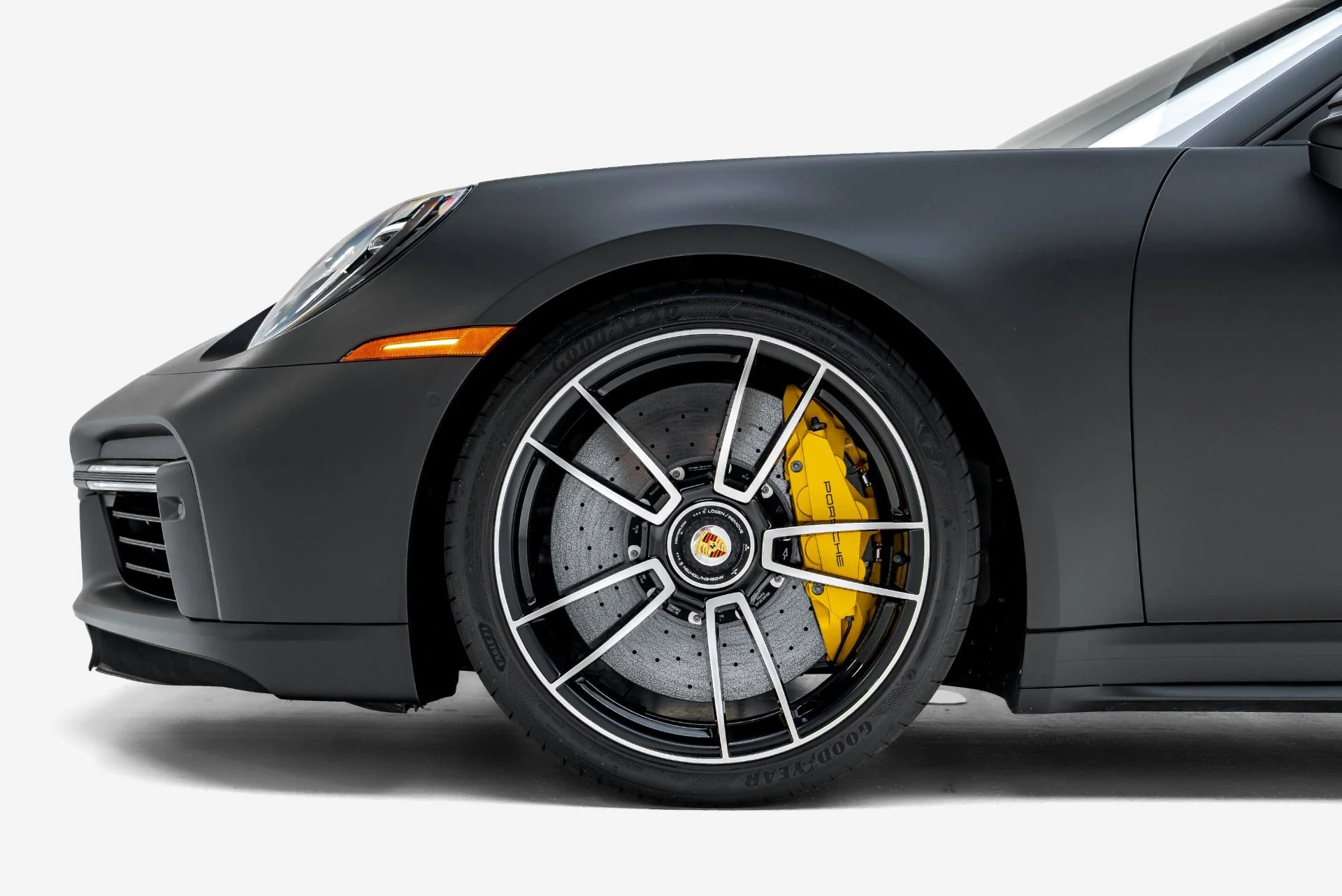 mph022_646218630_Used_2022_Porsche_911_Turbo_S_1787785331_06f38d41e1