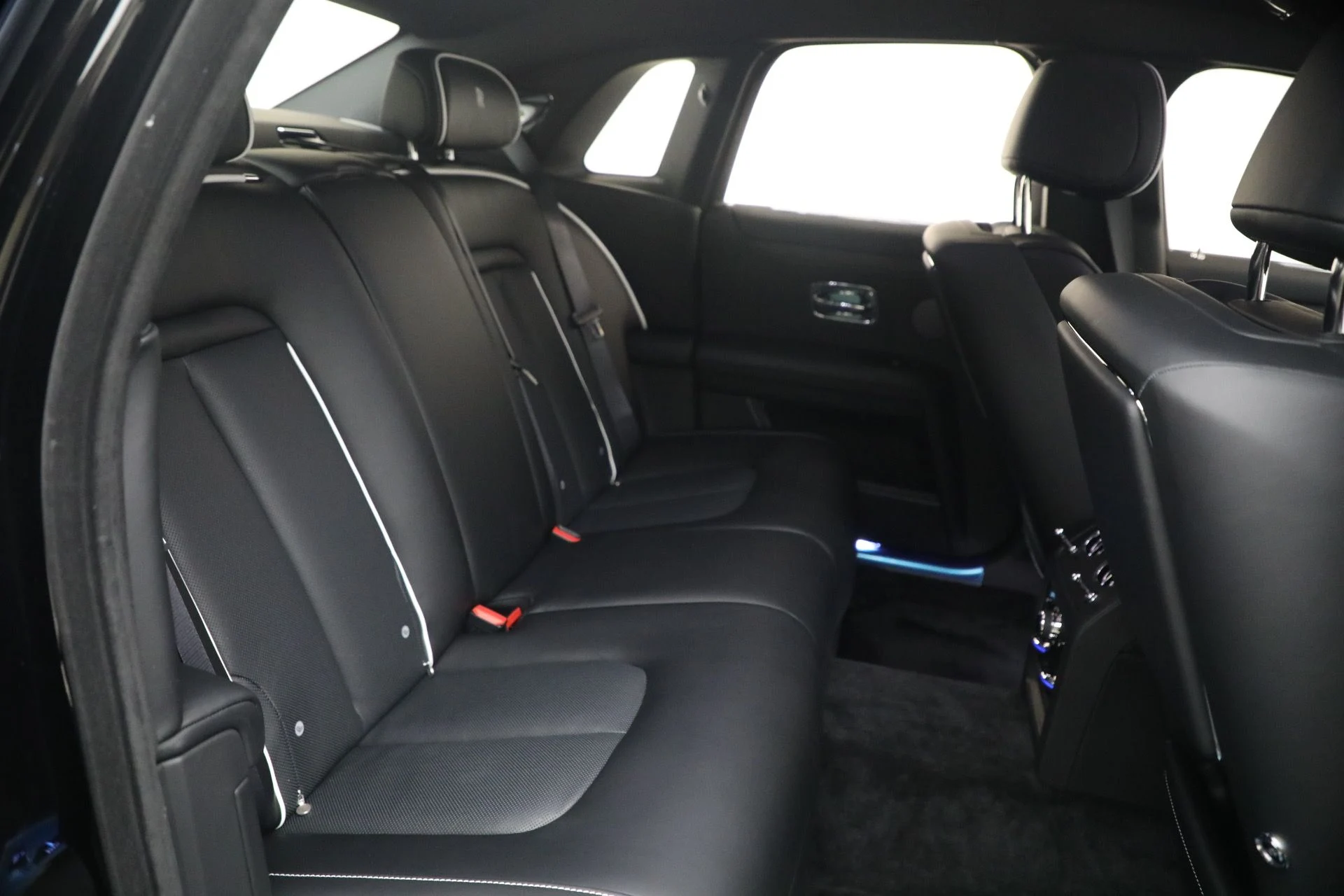 mph022_650472527_New_2026_Rolls_Royce_Ghost_9a45a0acd6