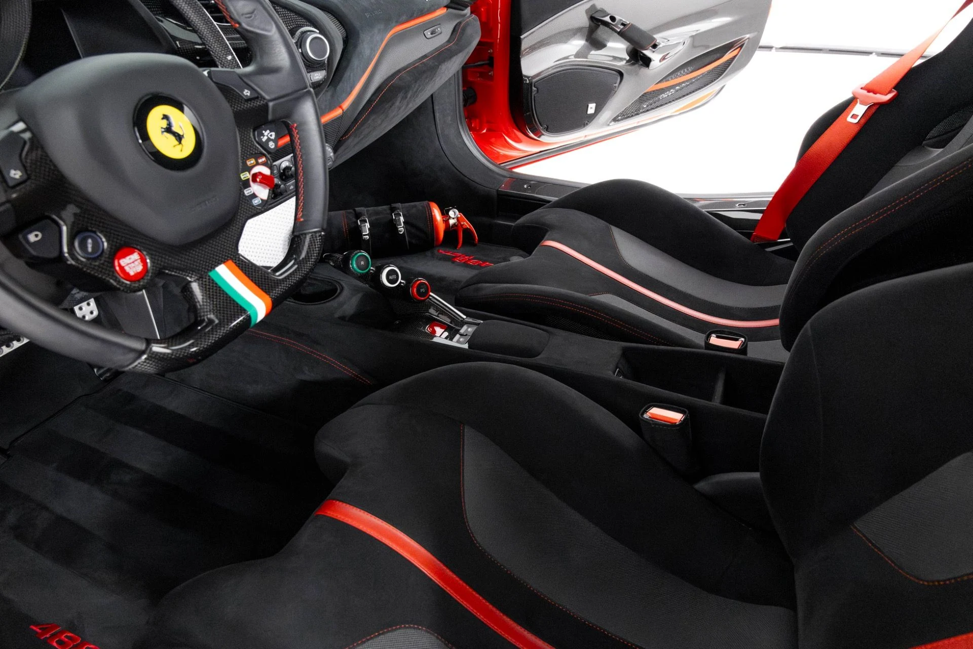 mph022_658544660_Used_2019_Ferrari_488_Pista_Coupe_1764015855_62fe3cca39