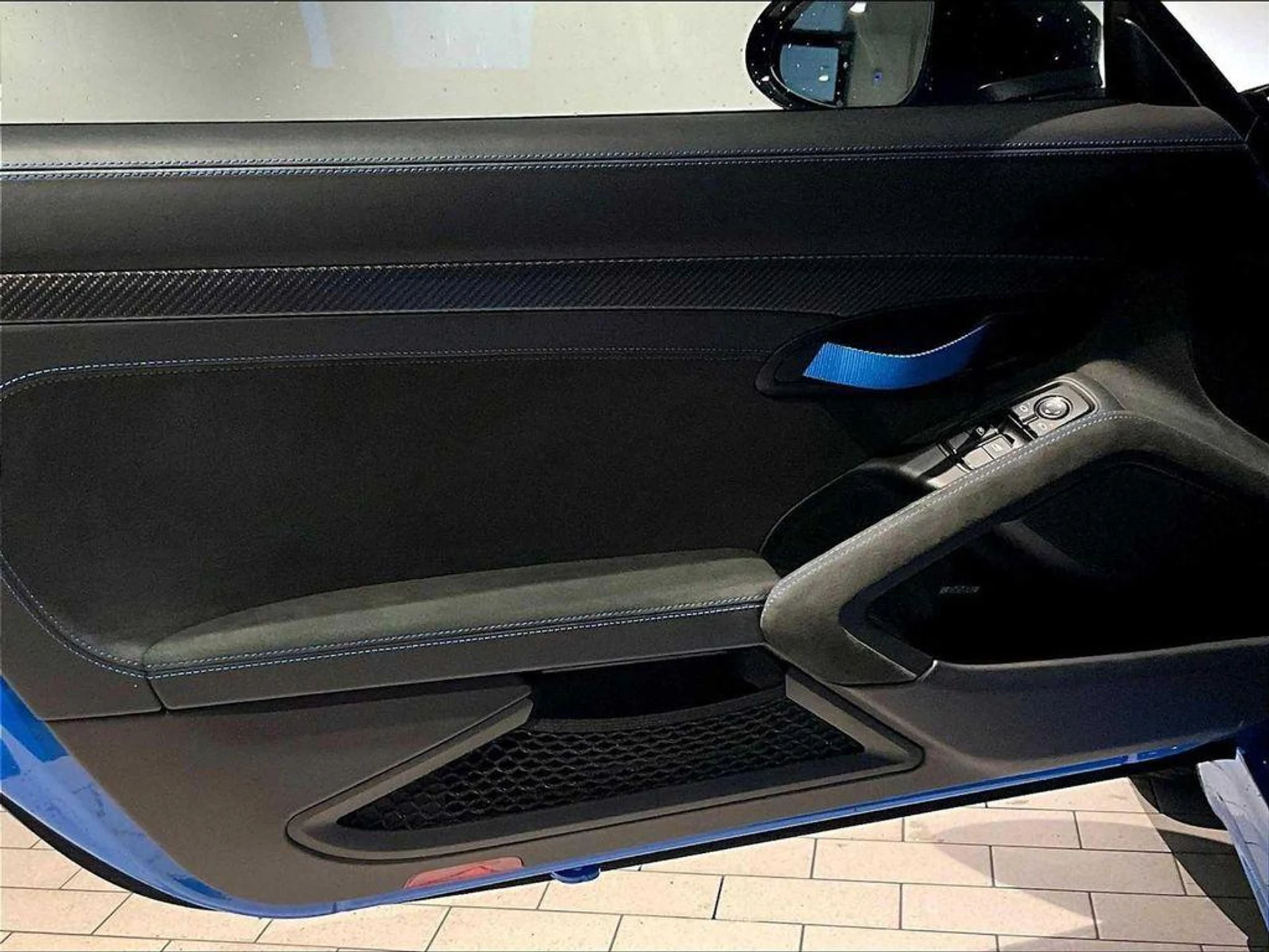 mph022_668449630_Z_k9_Pa_Soxt_Dxq_P_Iemv9_Q6_U_Sov_Ow_7a37921aaa