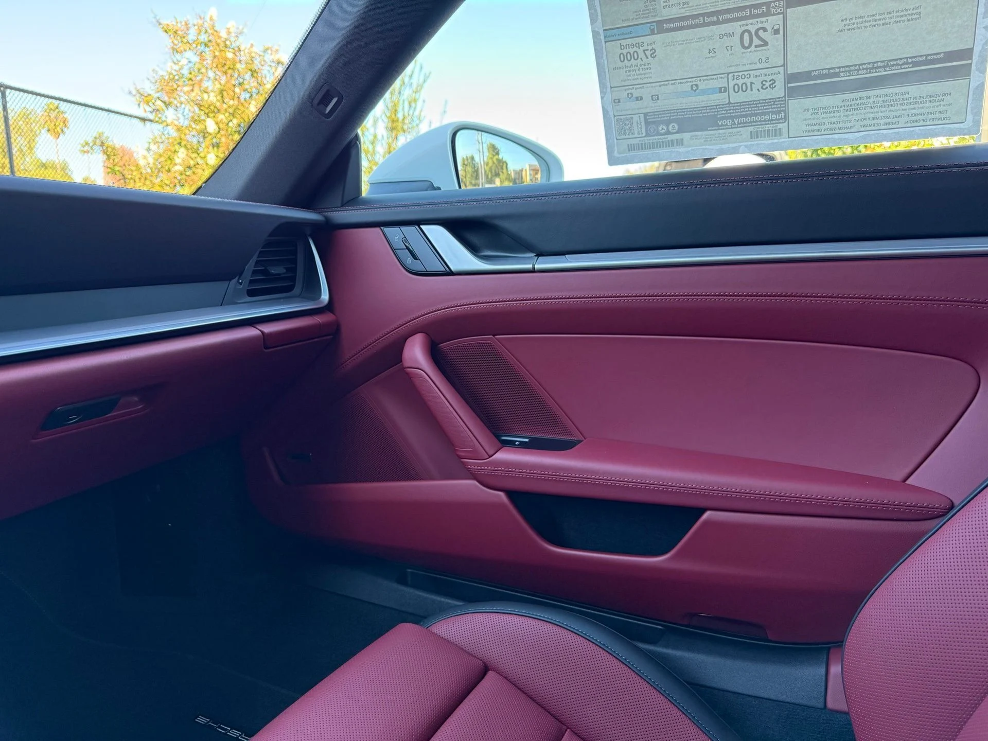 mph022_674016388_6f497d445c1d4d29a697a588c1847cde_e23c343d87