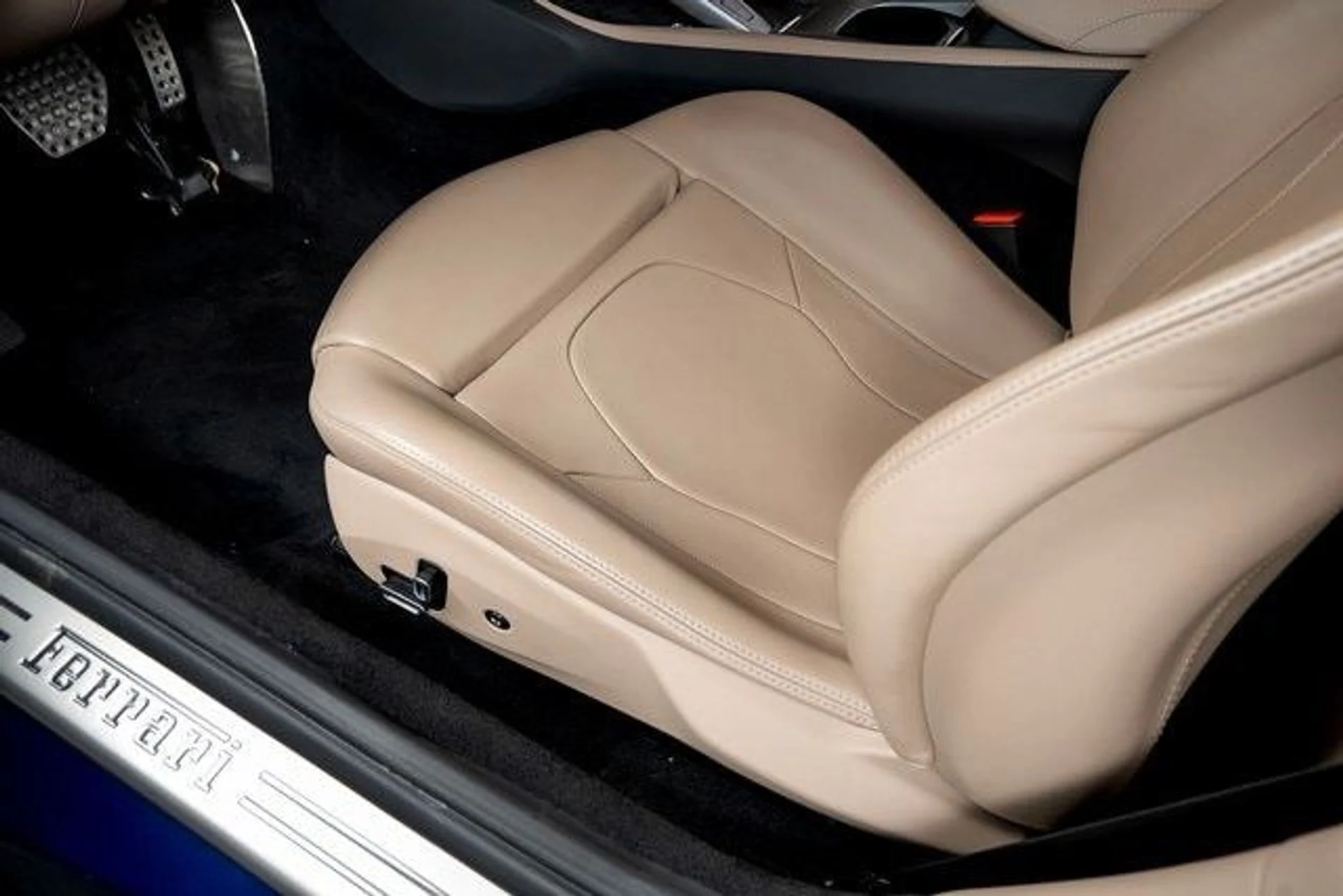 mph022_676674300_790287662e688d82ac13ceced9edba8bx_56379d2d61