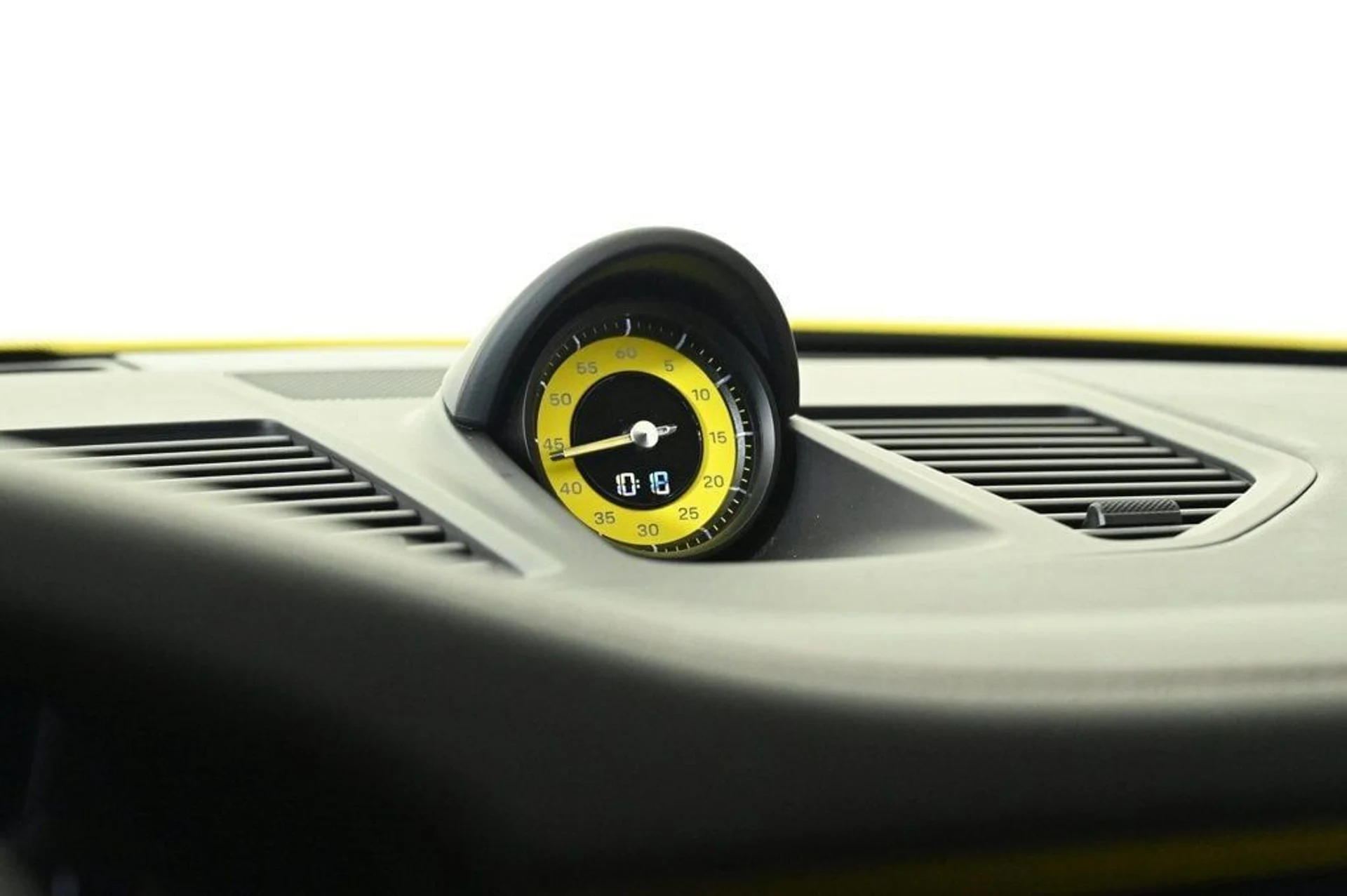 mph022_67821960_923b95131a3c40148f966e3b8c8dee12_1897b4df37