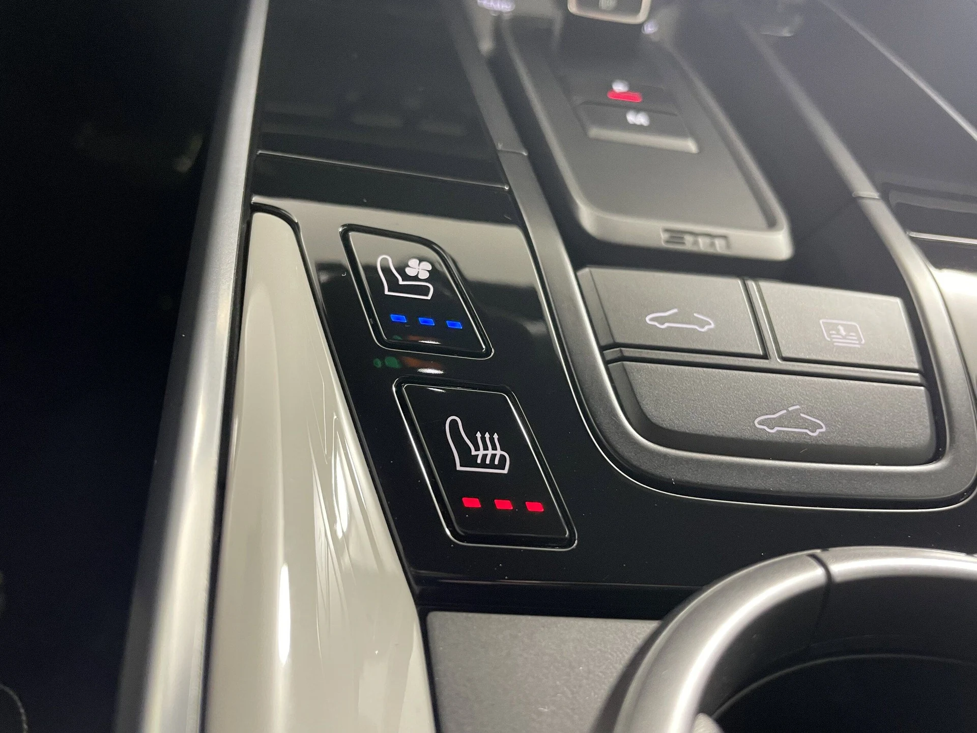 mph022_689869078_57a88a49d7379ab89541de5f697cd8d5x_14eb83b498