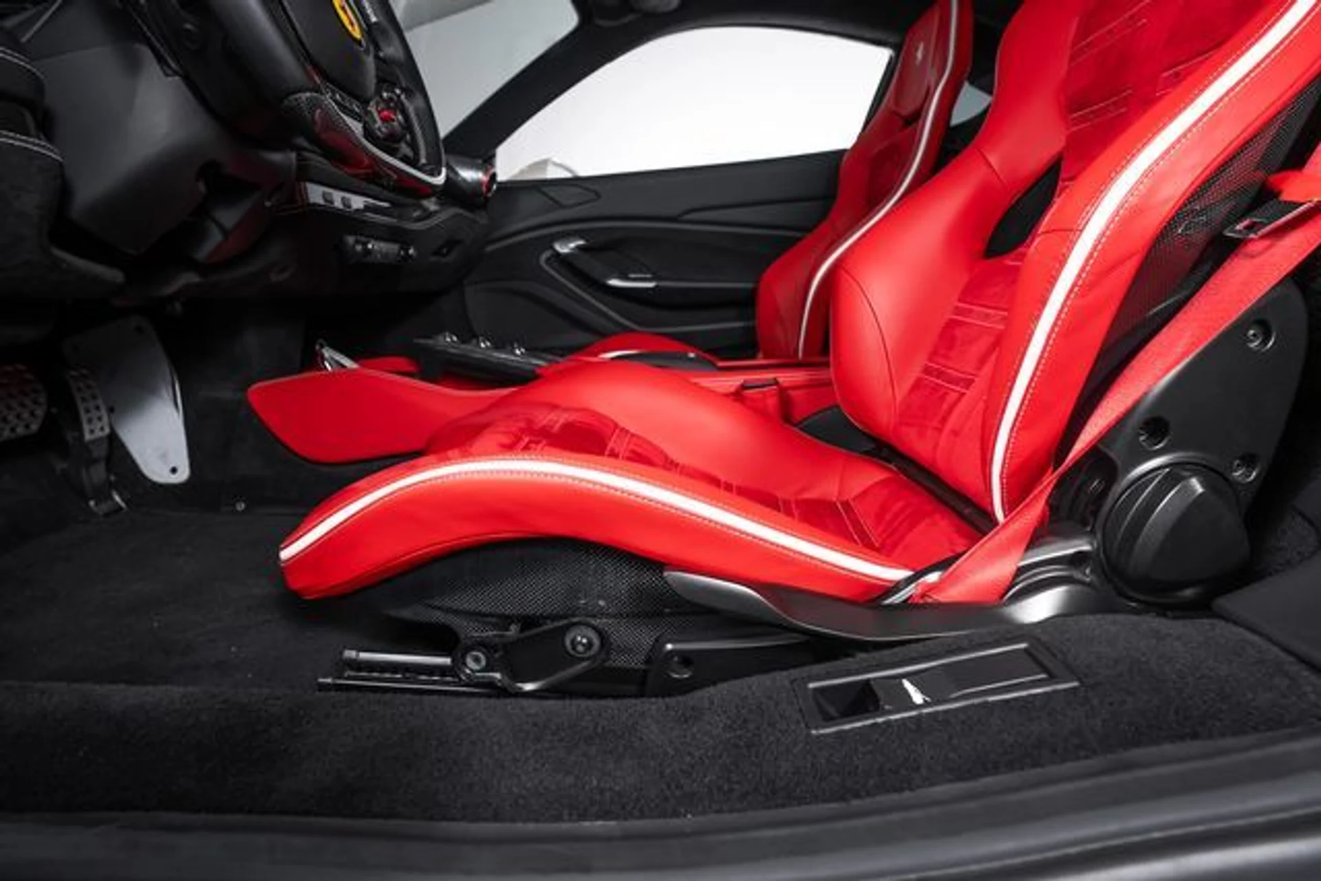 mph022_694351661_fd32f59478f4a76522c2751c7897c08bx_b4b36d565b