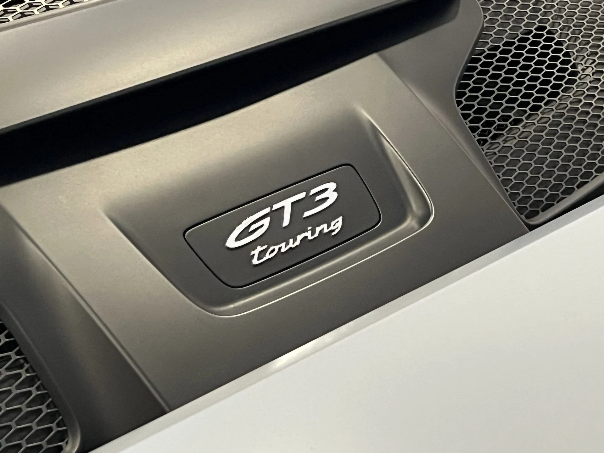 mph022_695584899_14fe8eff48414ad46deaad8efa0bfb8ex_a0491a9399