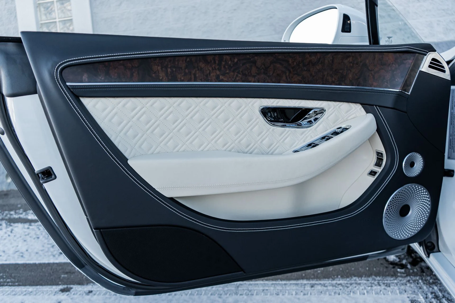 mph022_697189523_51a75233_63e2_4424_b97c_a79562e89c8b_c3d8084a58