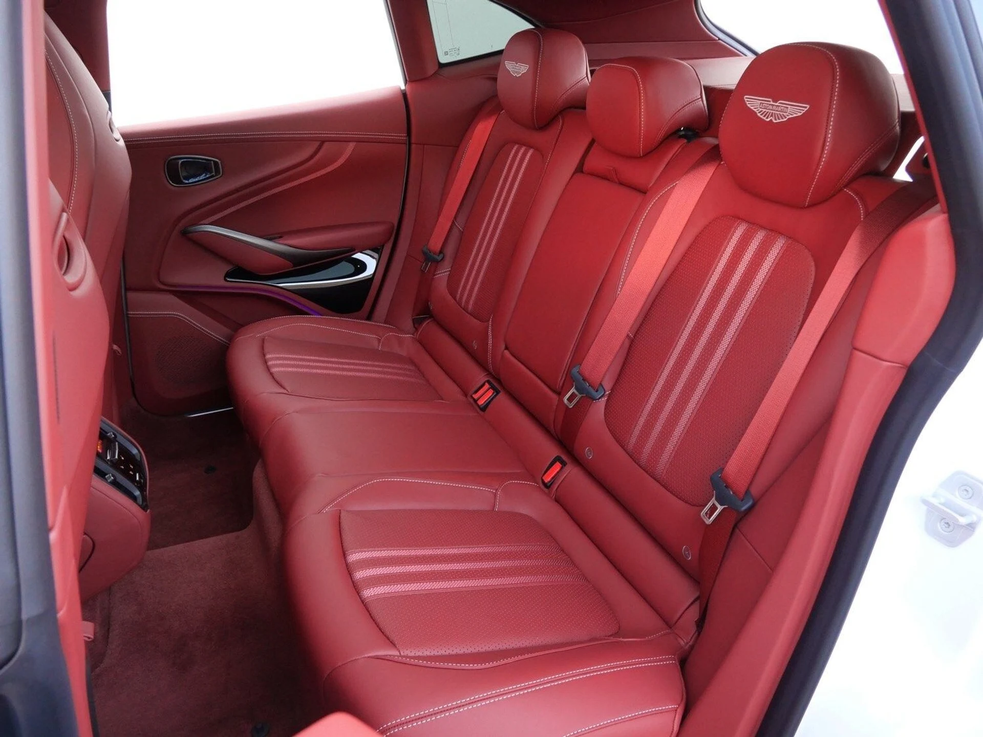 mph022_703881305_1b4e99c44a3c0a7eb57f0bd319367fb9x_cb423554e6