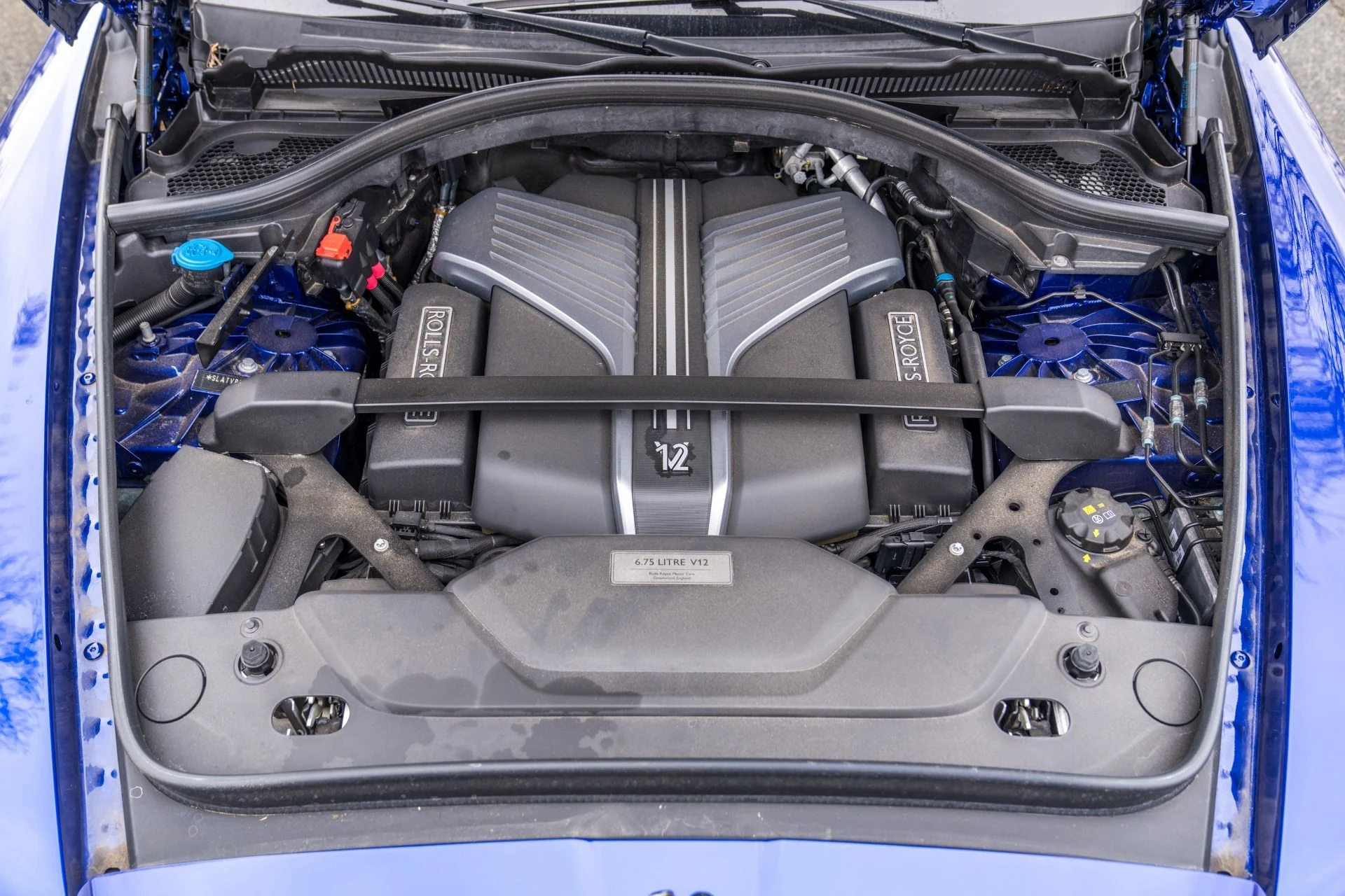 mph022_704507610_Used_2023_Rolls_Royce_Black_Badge_Cullinan_1772494436_da1ef13111