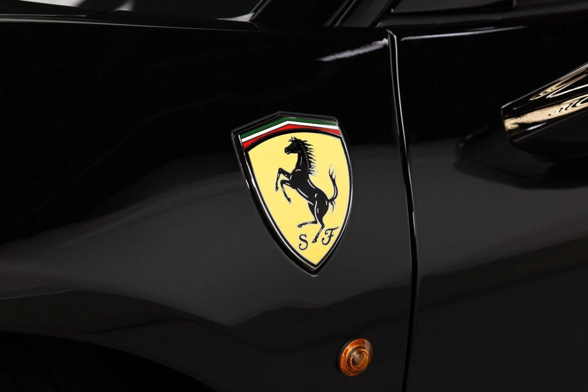 mph022_709476830_Used_2015_Ferrari_458_Italia_1784296485_16ecee6838