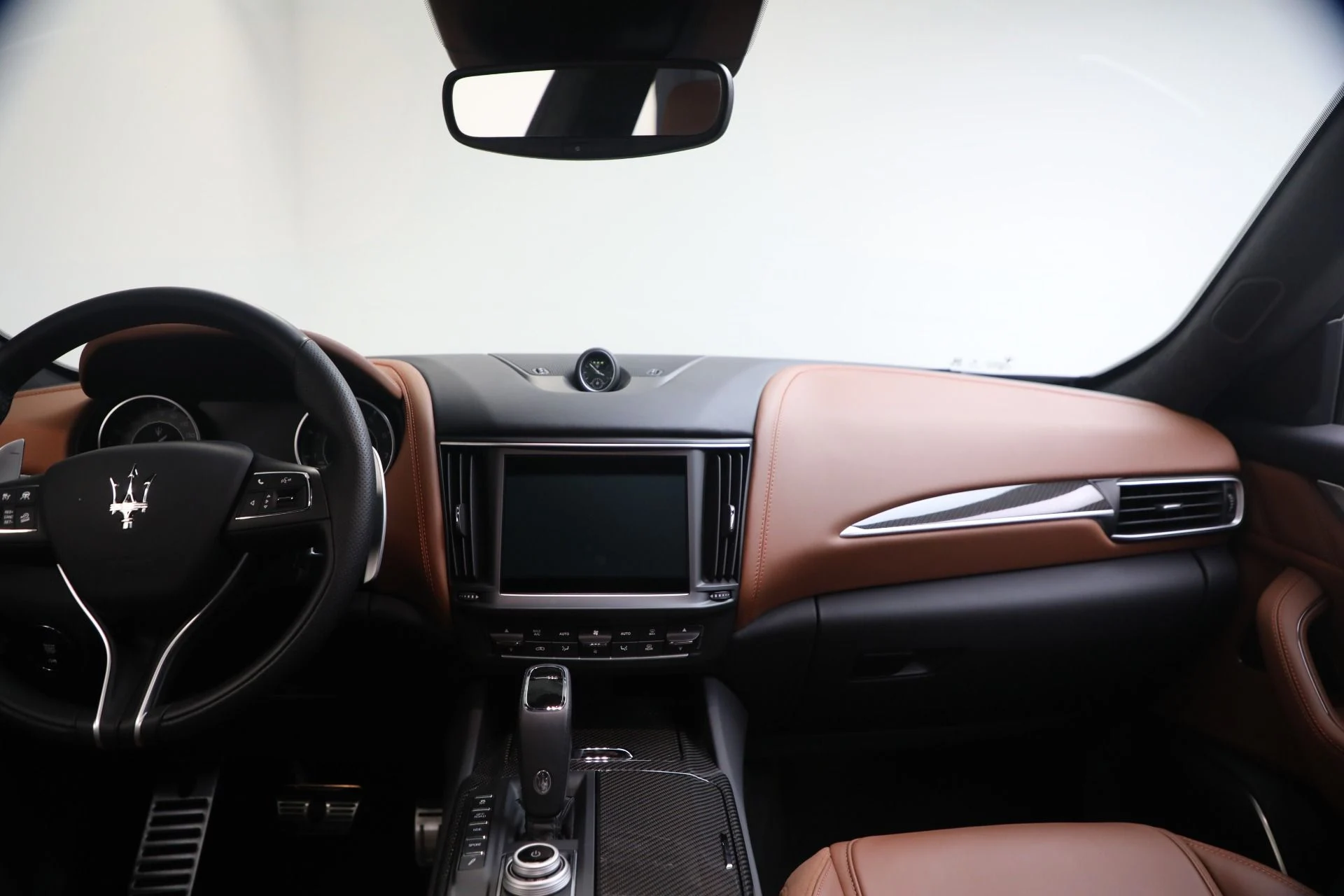 mph022_718088458_Used_2023_Maserati_Levante_F_Tributo_1764365135_160abff99f