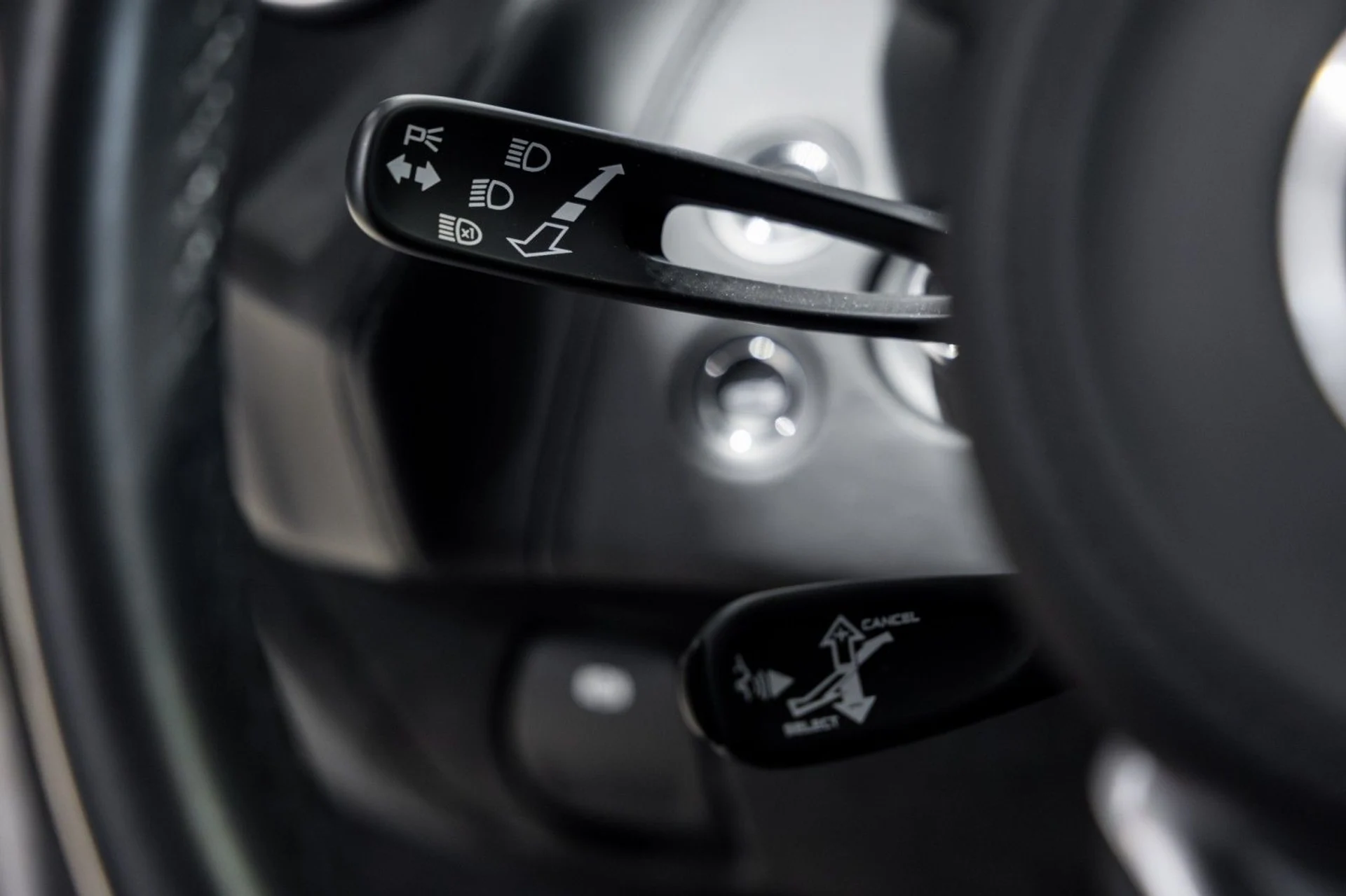 mph022_724891626_Yg_02013ba2b0