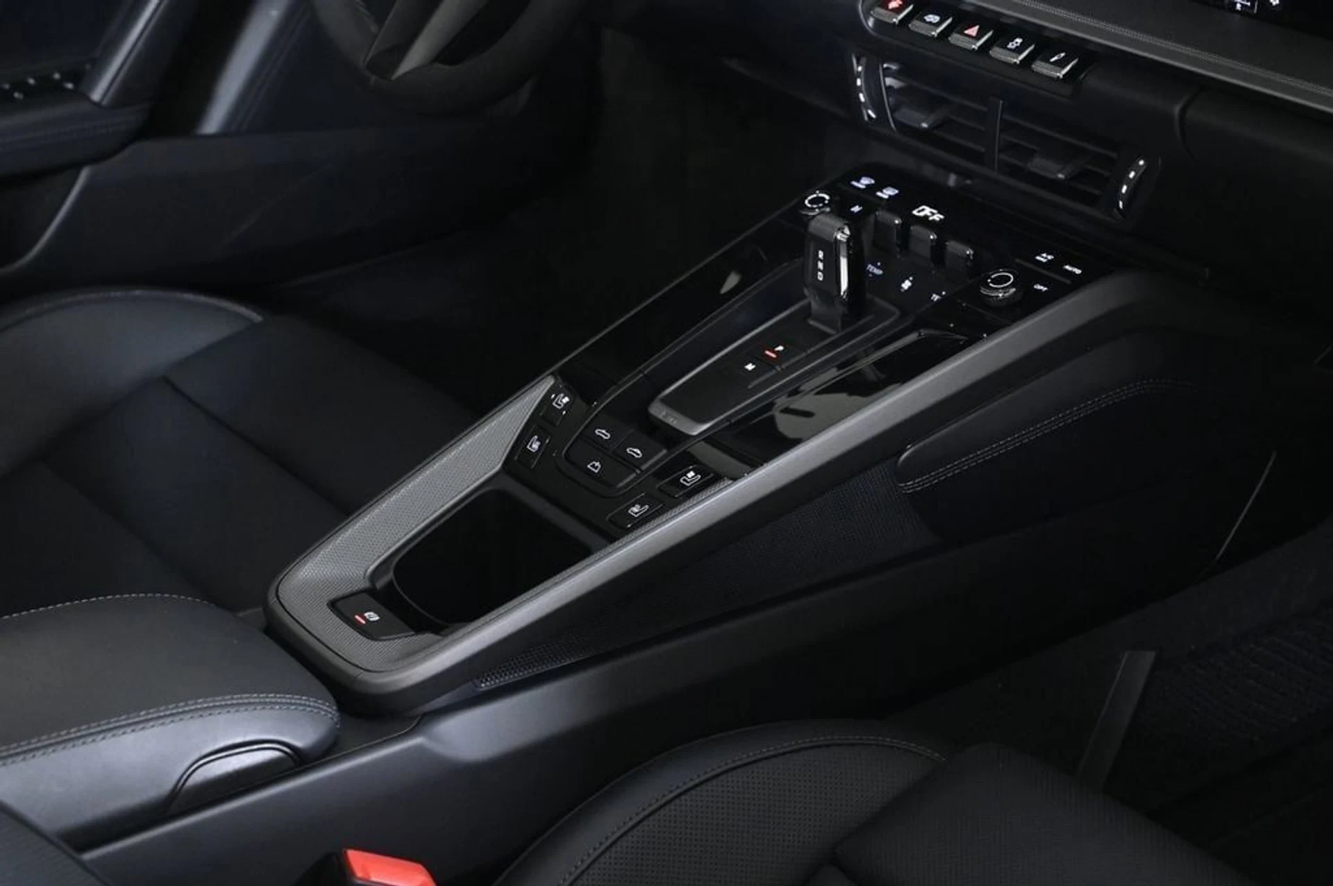 mph022_724930951_de920ec662f941268e07ea38f3b27b61_4b0d38be63