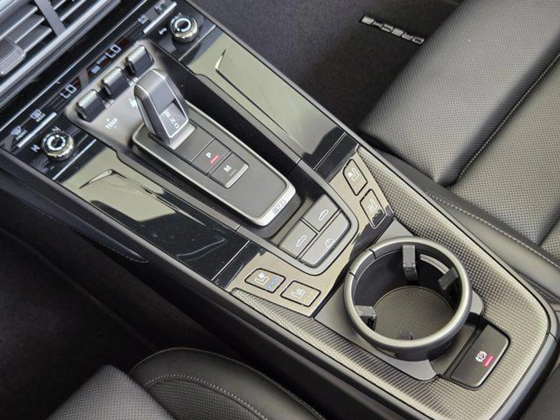 mph022_728023154_4_X7j_X5_Iqj_Fnqd_n_Td_JQJ_Qio_X_Gkk_69dcdc93a9