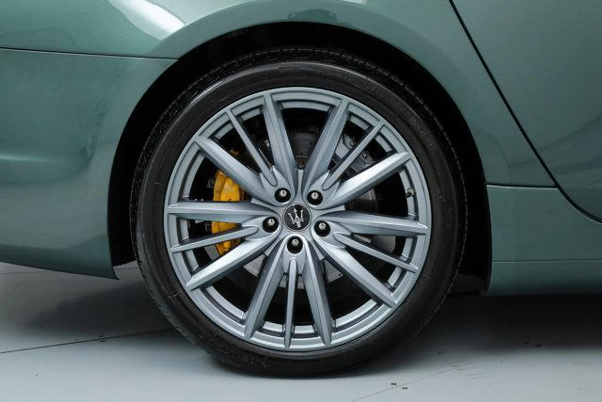 mph022_731406757_Jyrs42_A5v_D_Sg2_UAH_7_TSM_Zrju1_EY_ee3fba5ebd